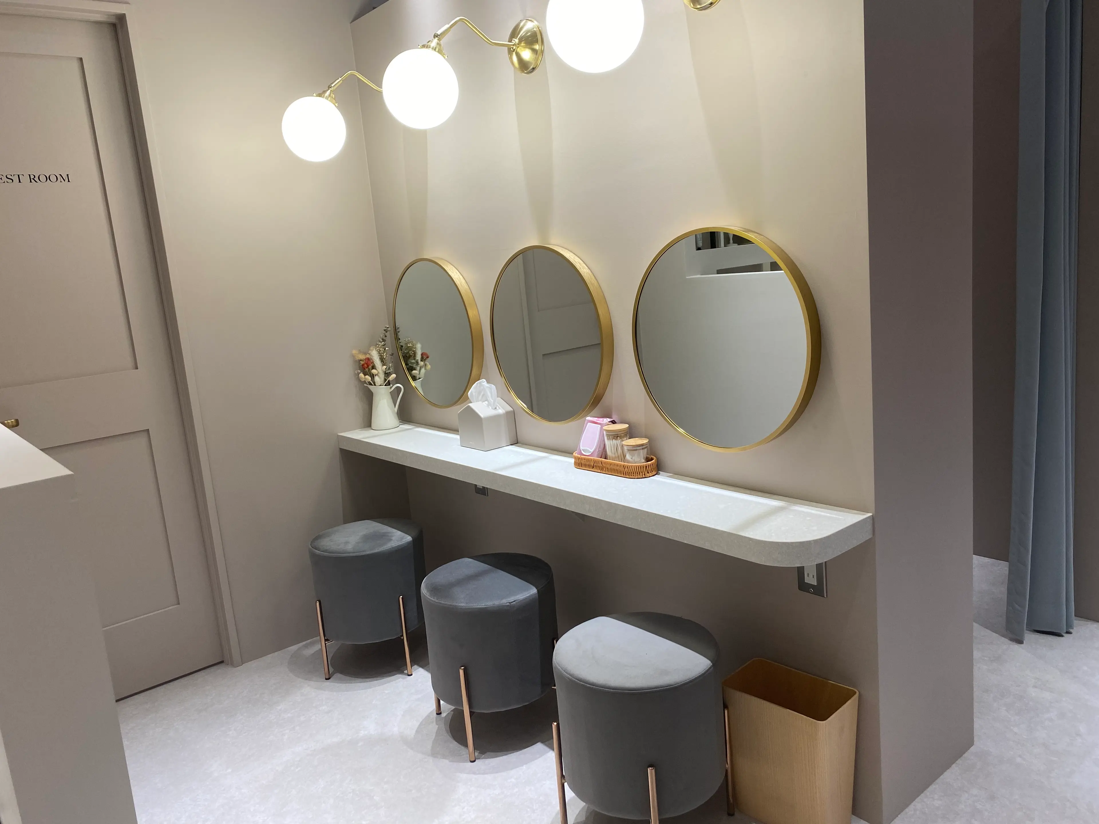 RUMéL eyelash&eyebrow studioの内観・外観3