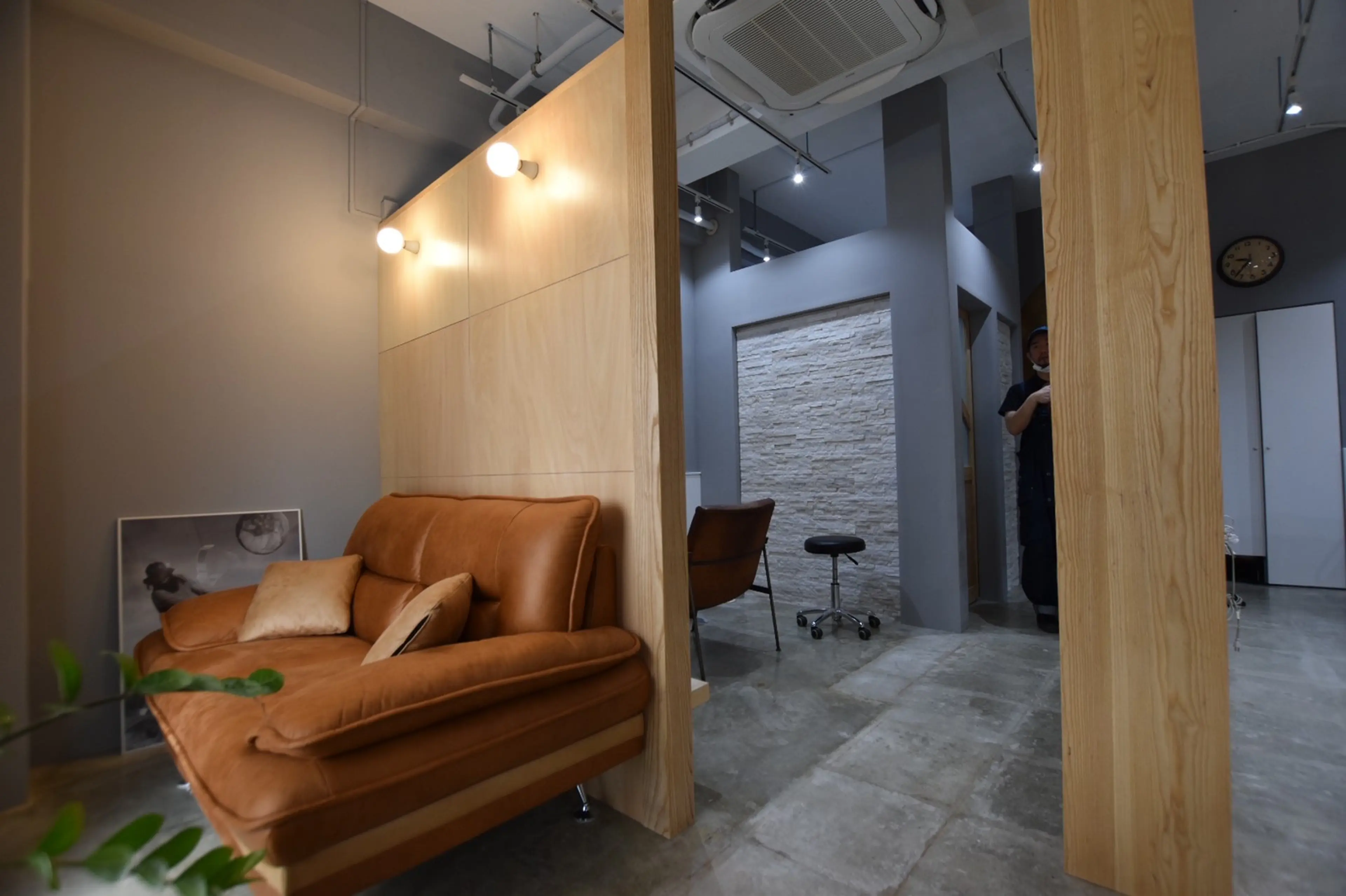 milocの内観・外観1