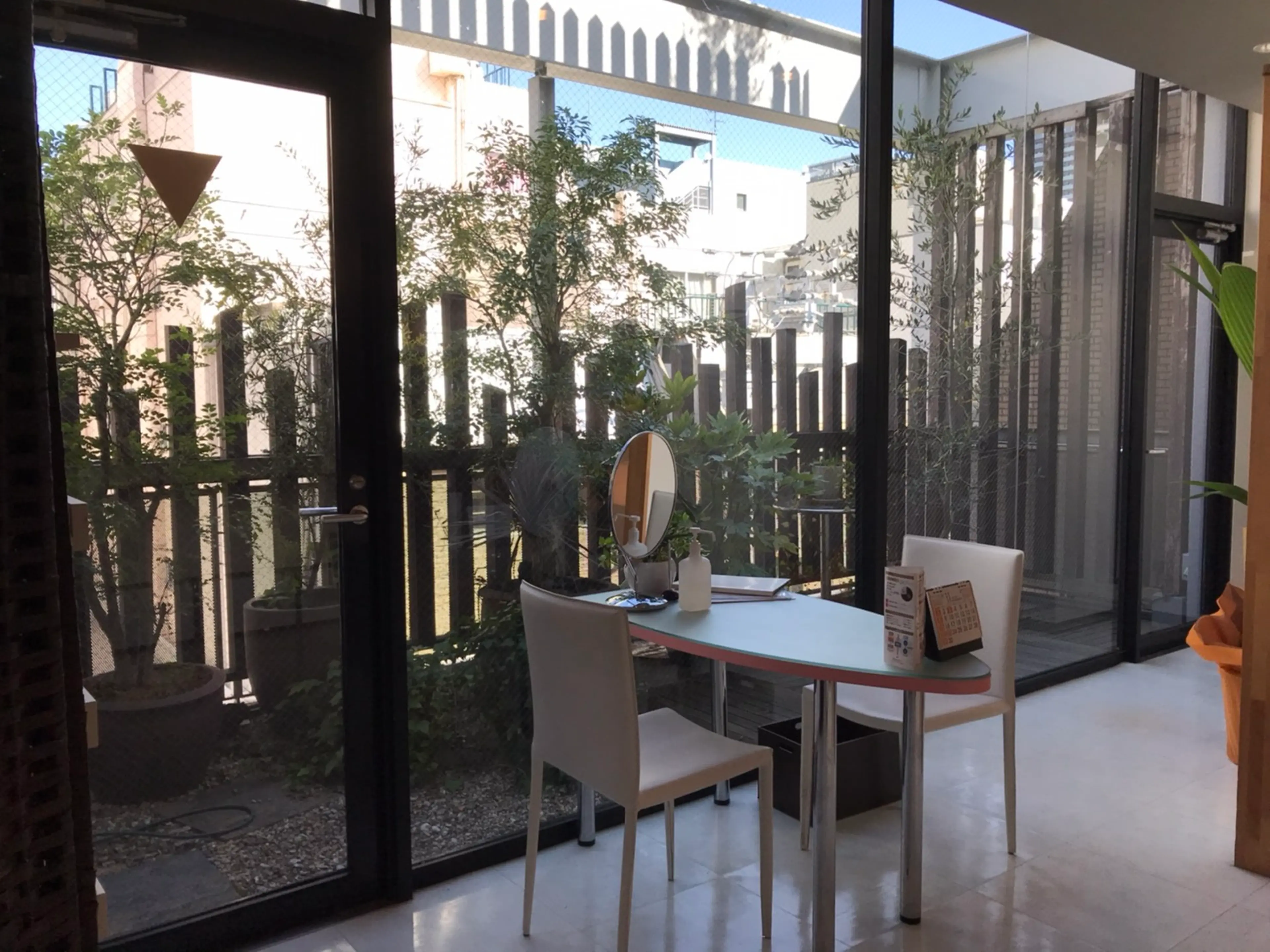 セラピエール心斎橋店の内観・外観1