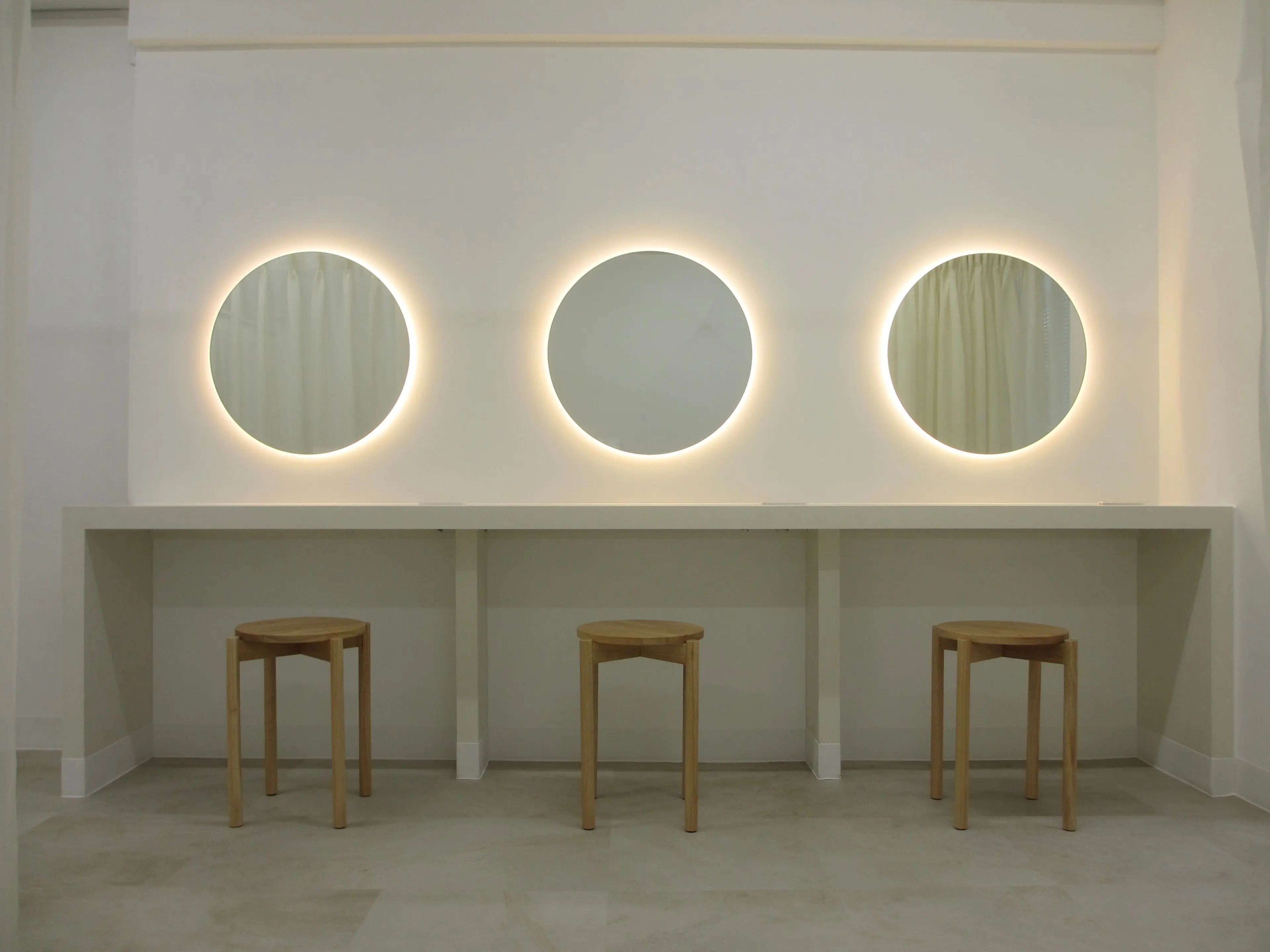 amii福岡博多店の内観・外観3