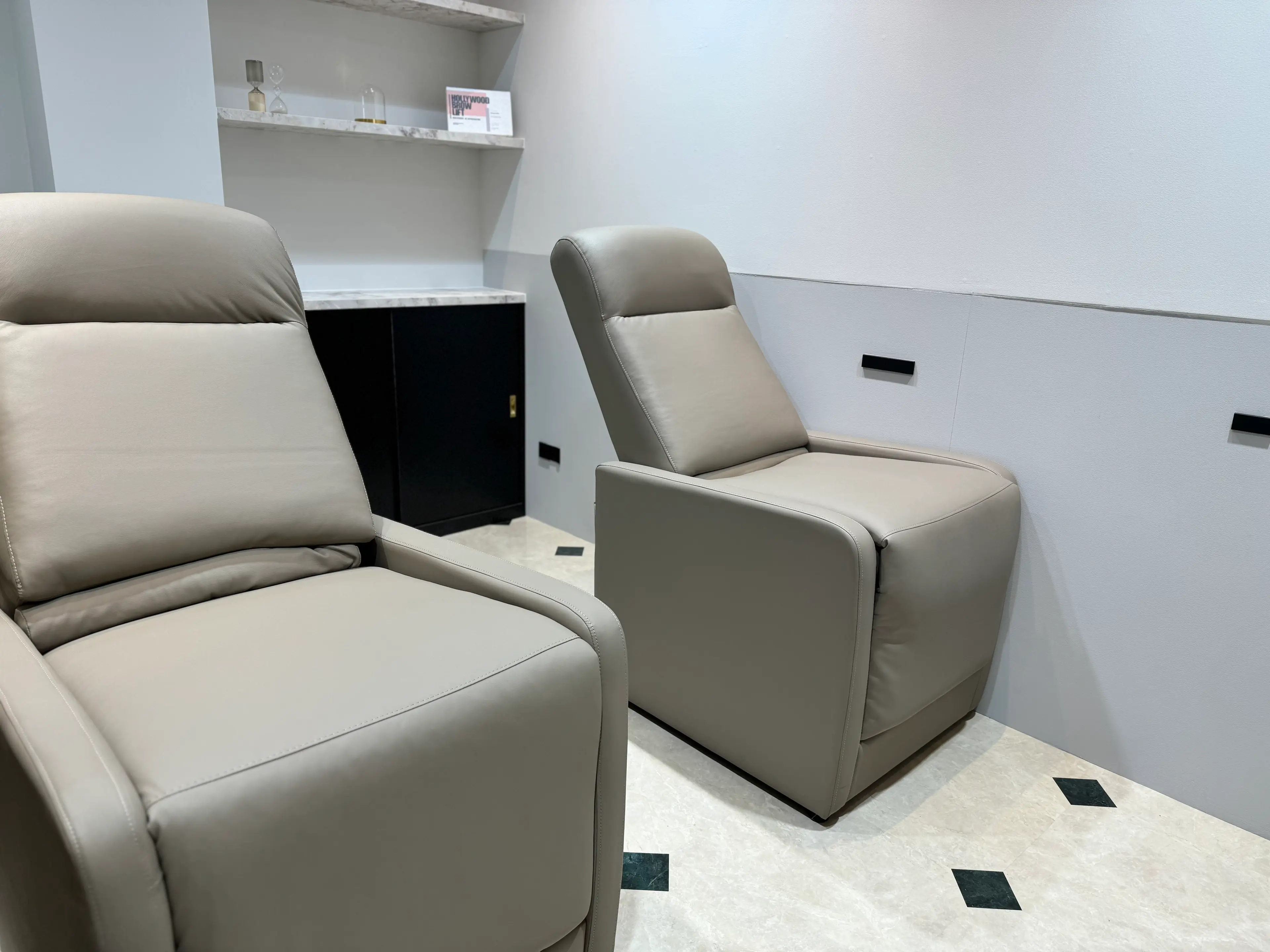 Adagio SALON&CAFEの内観・外観2