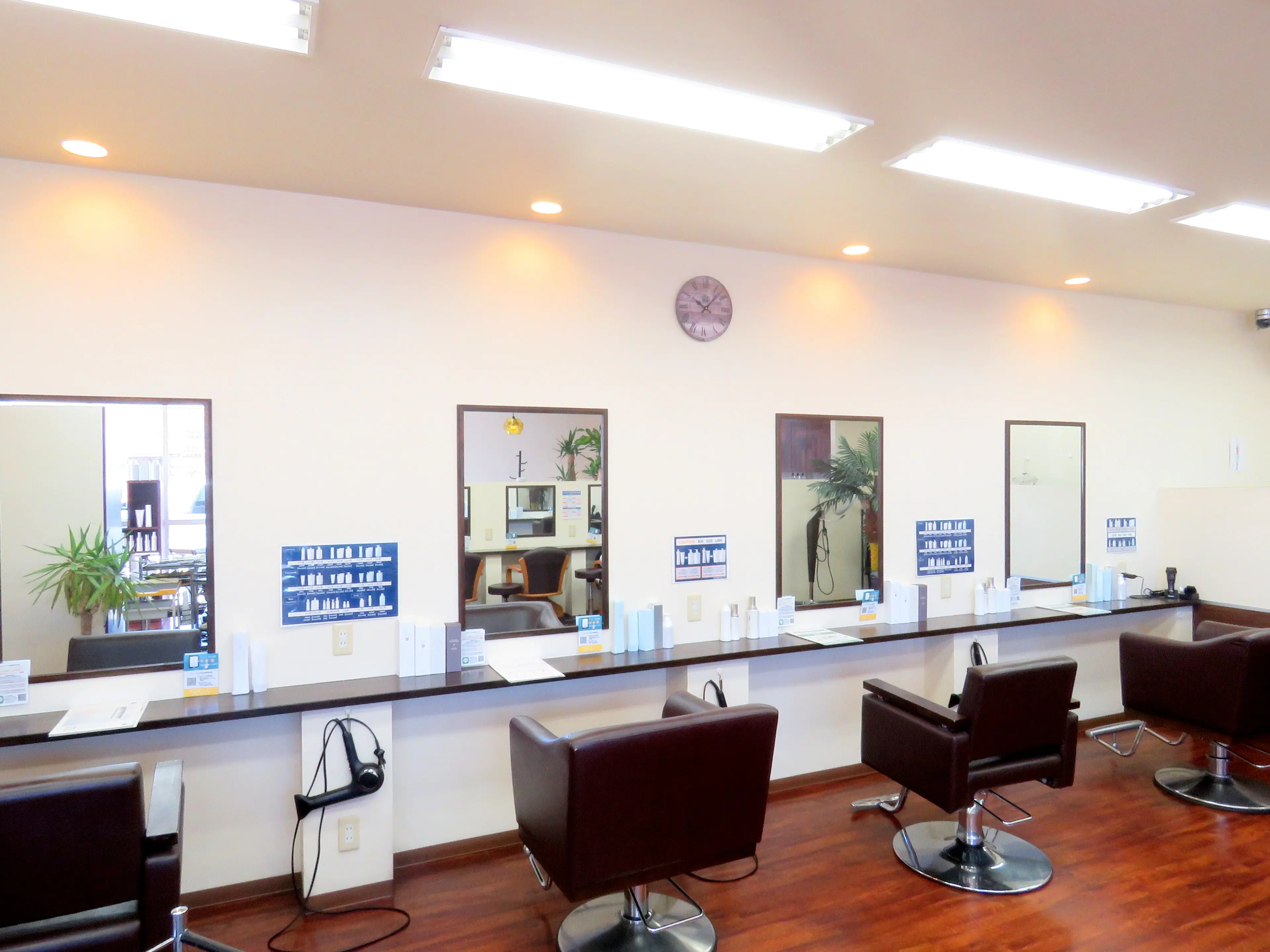 美髪・髪質改善クリニック arose玉名店の内観・外観3