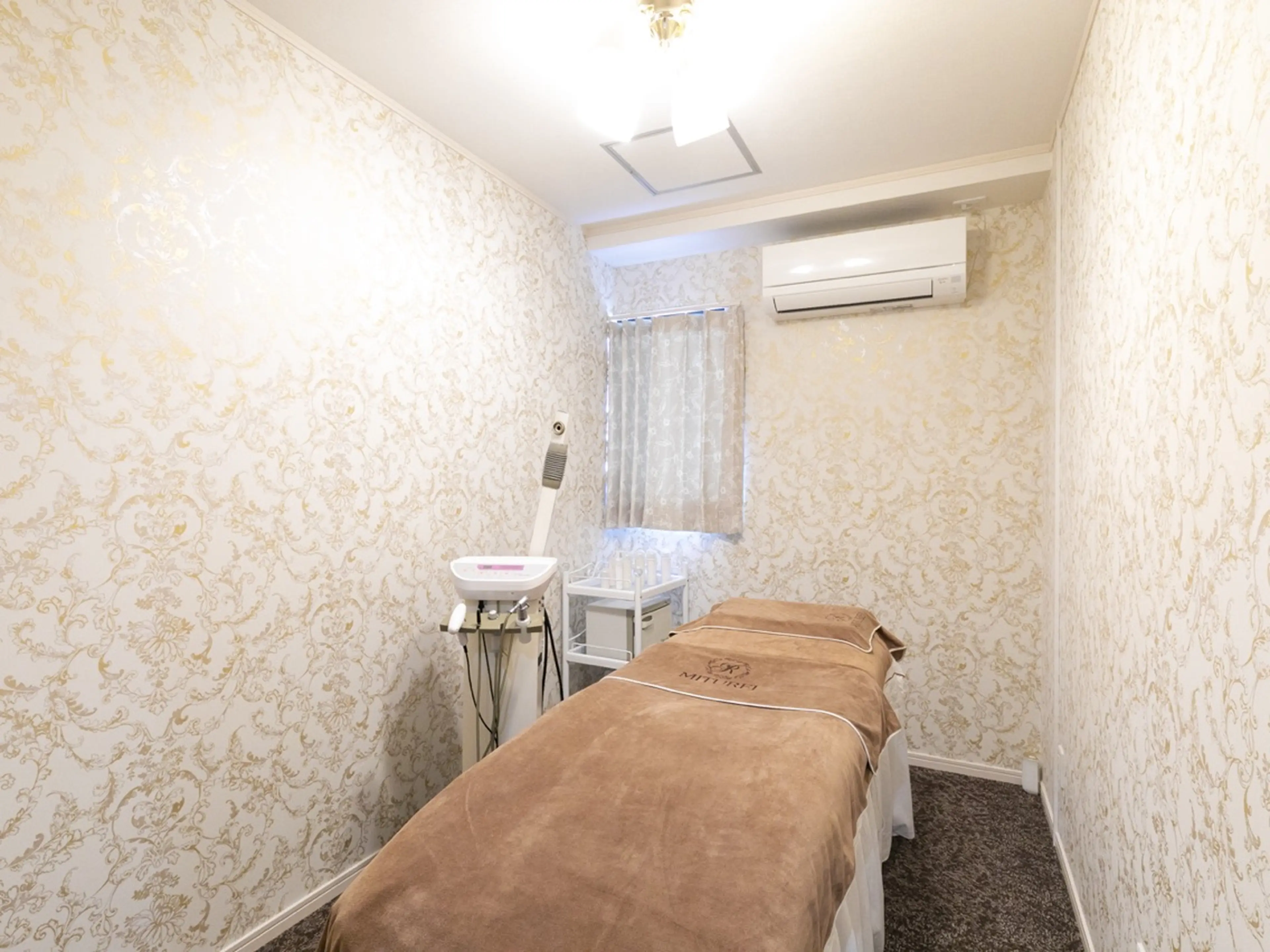 エステティックサロンMITUREI 九条店の内観・外観2