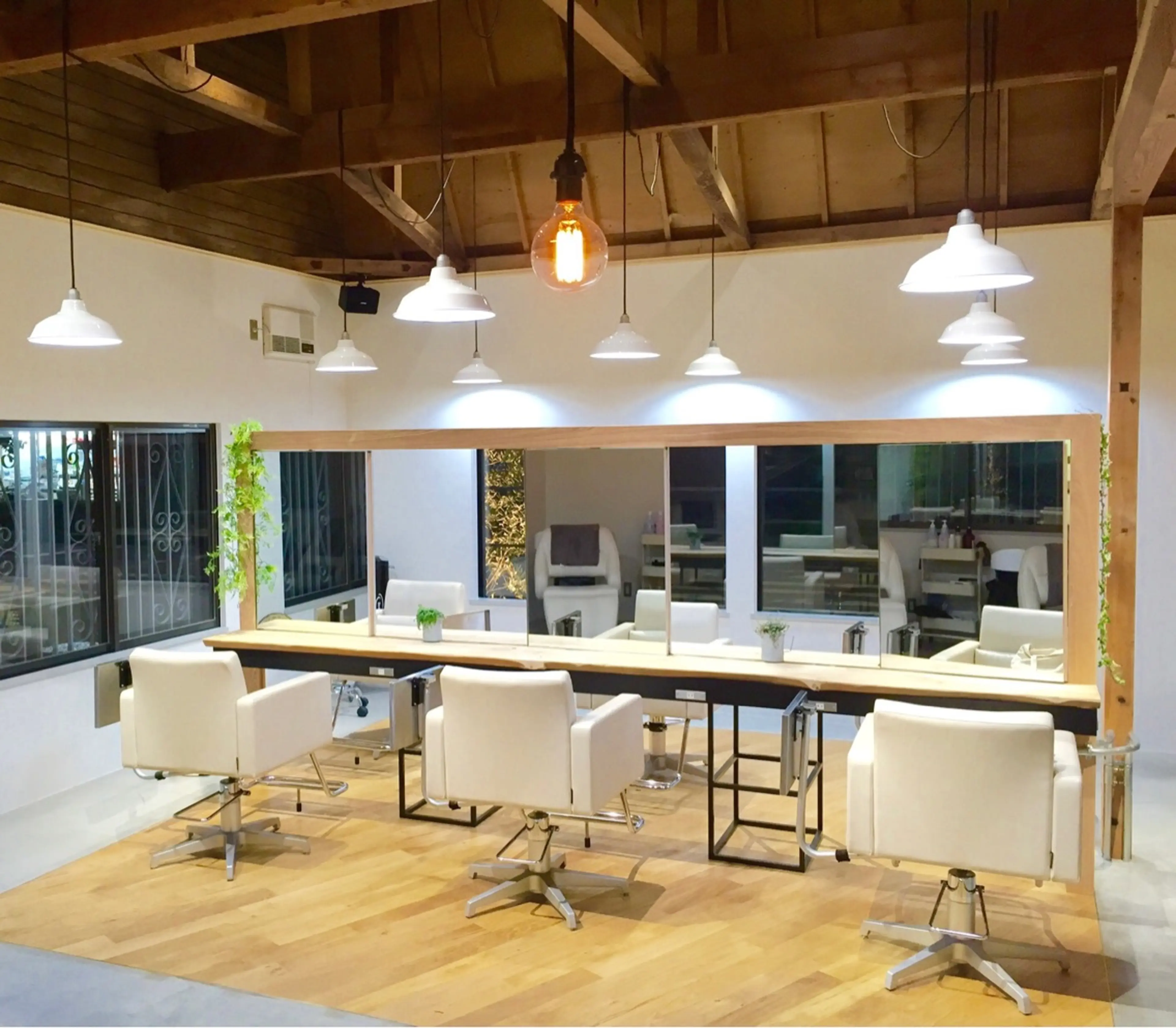 MUKUの内観・外観3