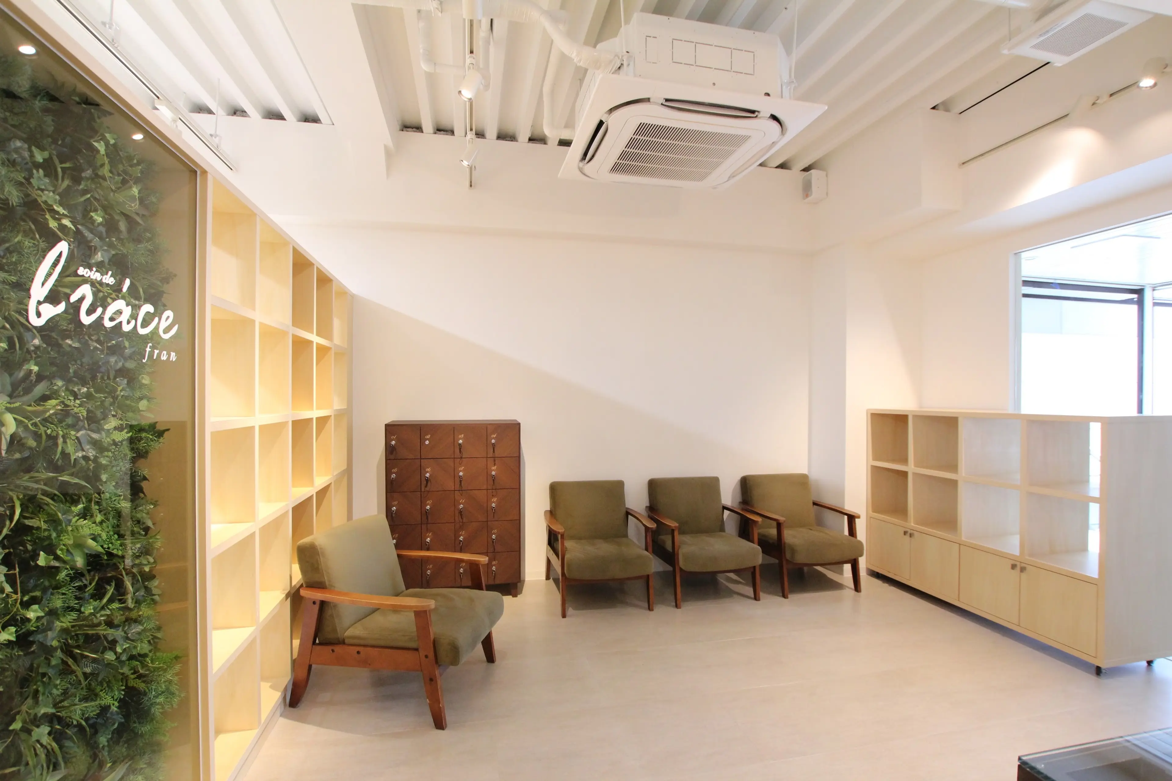 soin de brace fran東花園店の内観・外観2