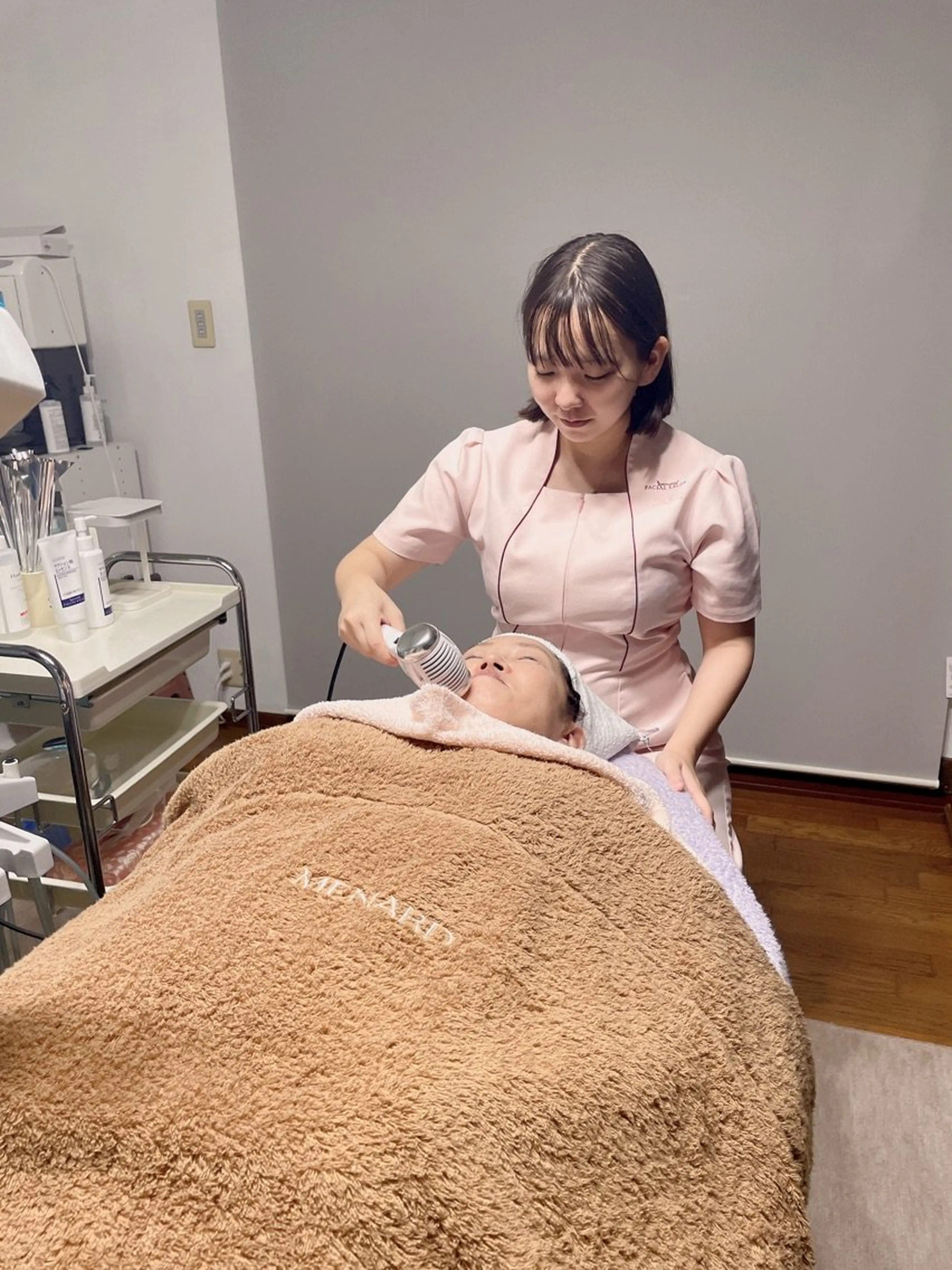 メナードフェイシャルサロン稲沢大矢の内観・外観3