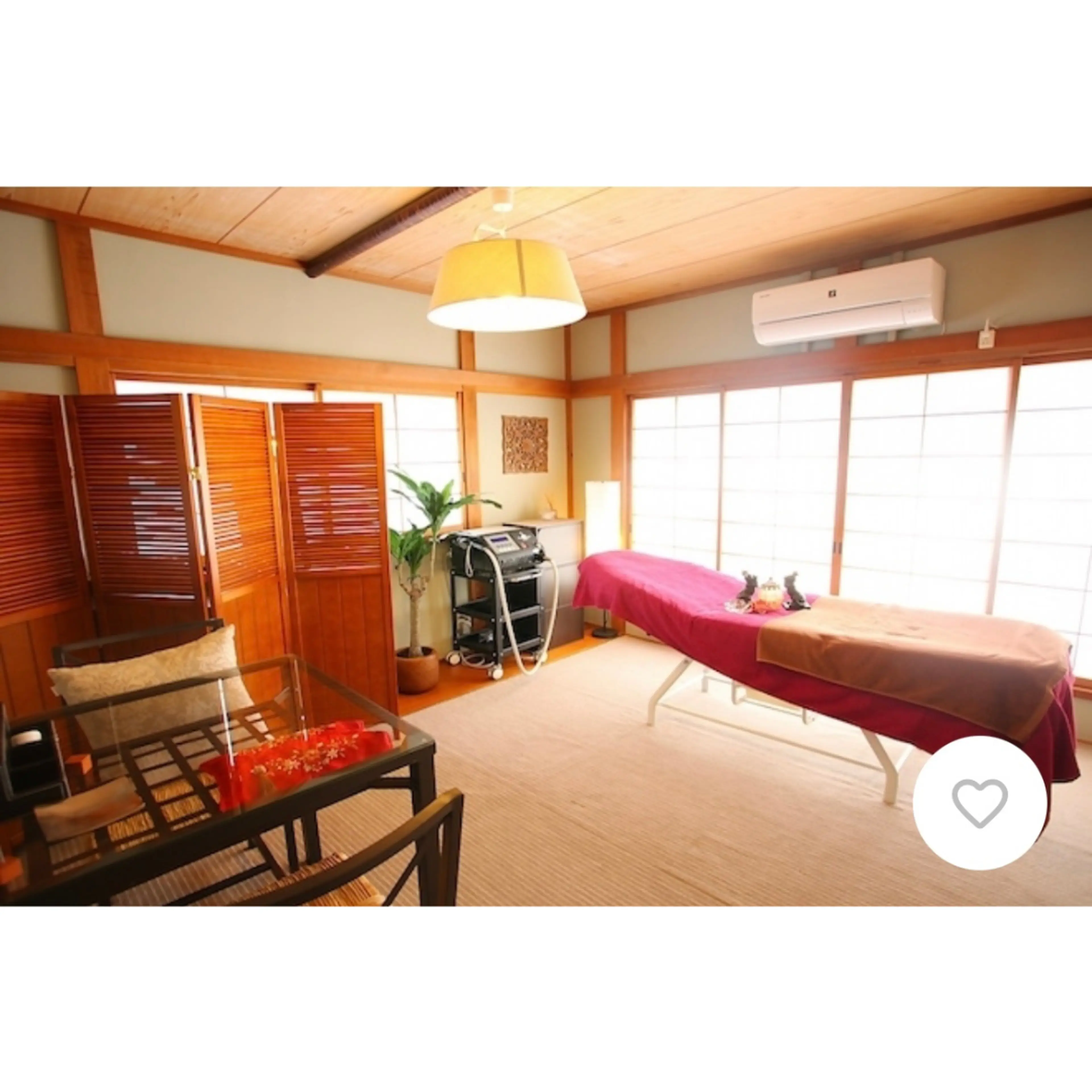 脱毛・温活ダイエットサロンLuCiaの内観・外観2