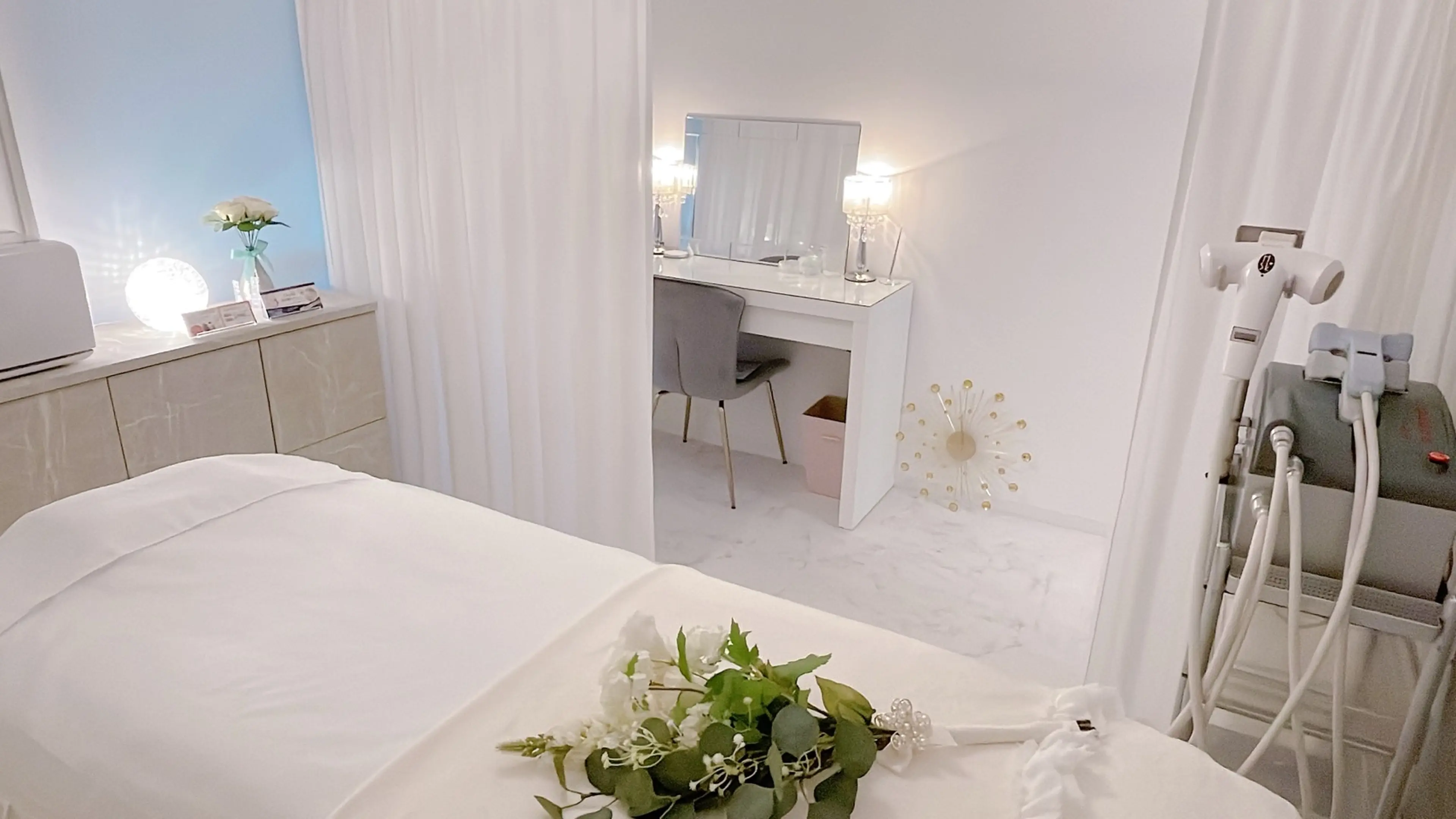 美肌脱毛•光フェイシャルAZALEA本厚木店の内観・外観1