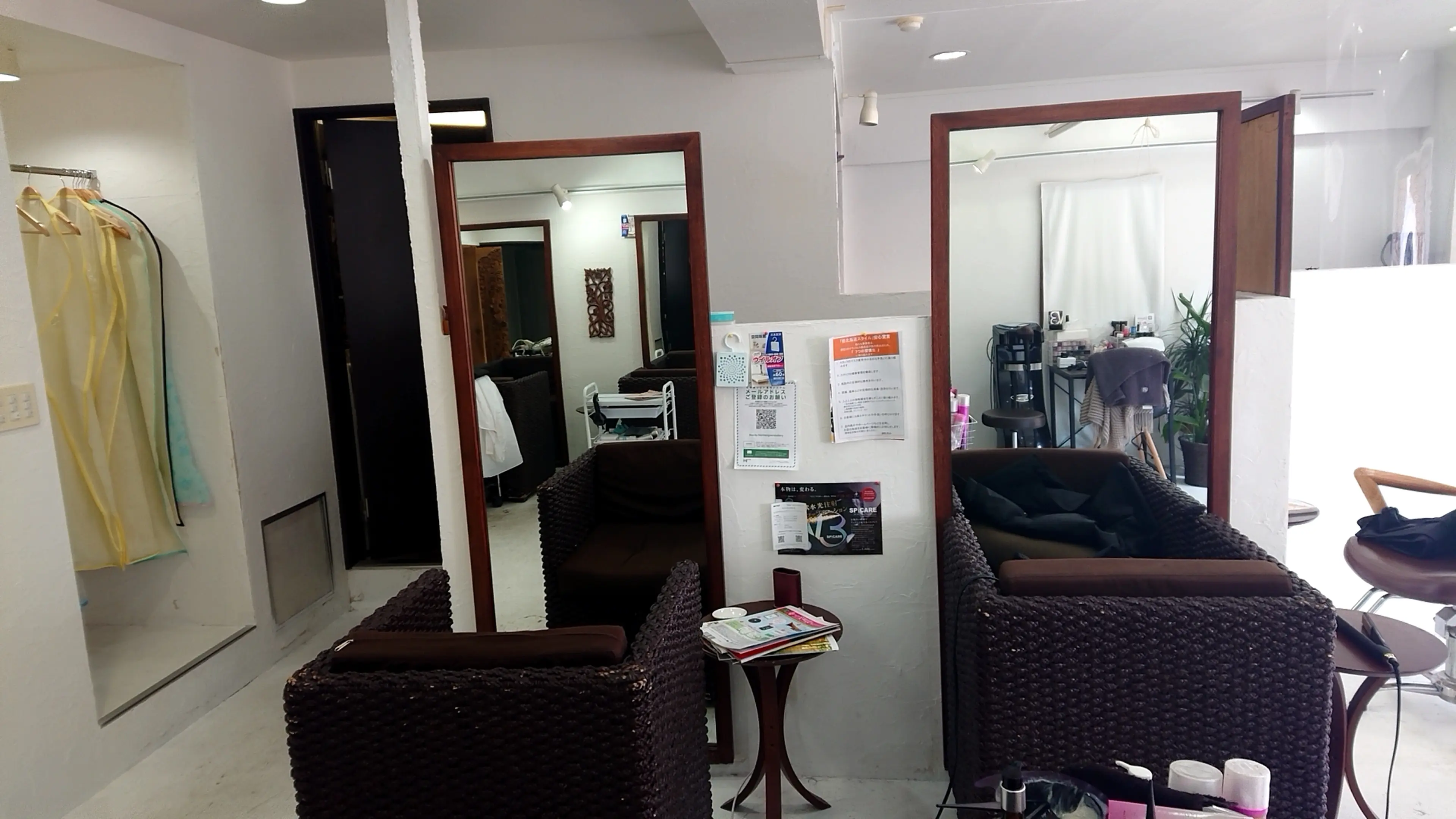 Dua by Hair Designers Galleryの内観・外観1