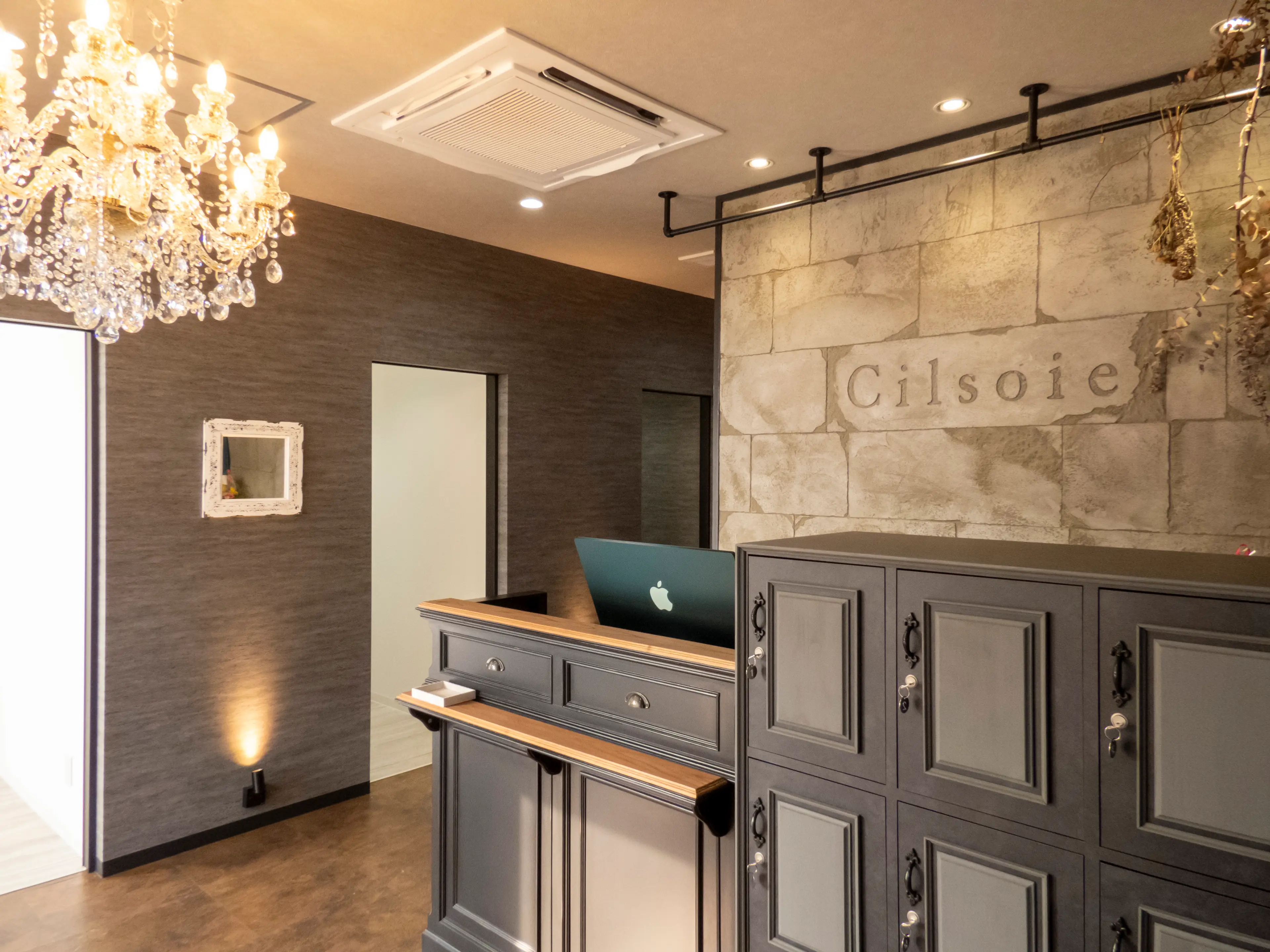 JIENの内観・外観2