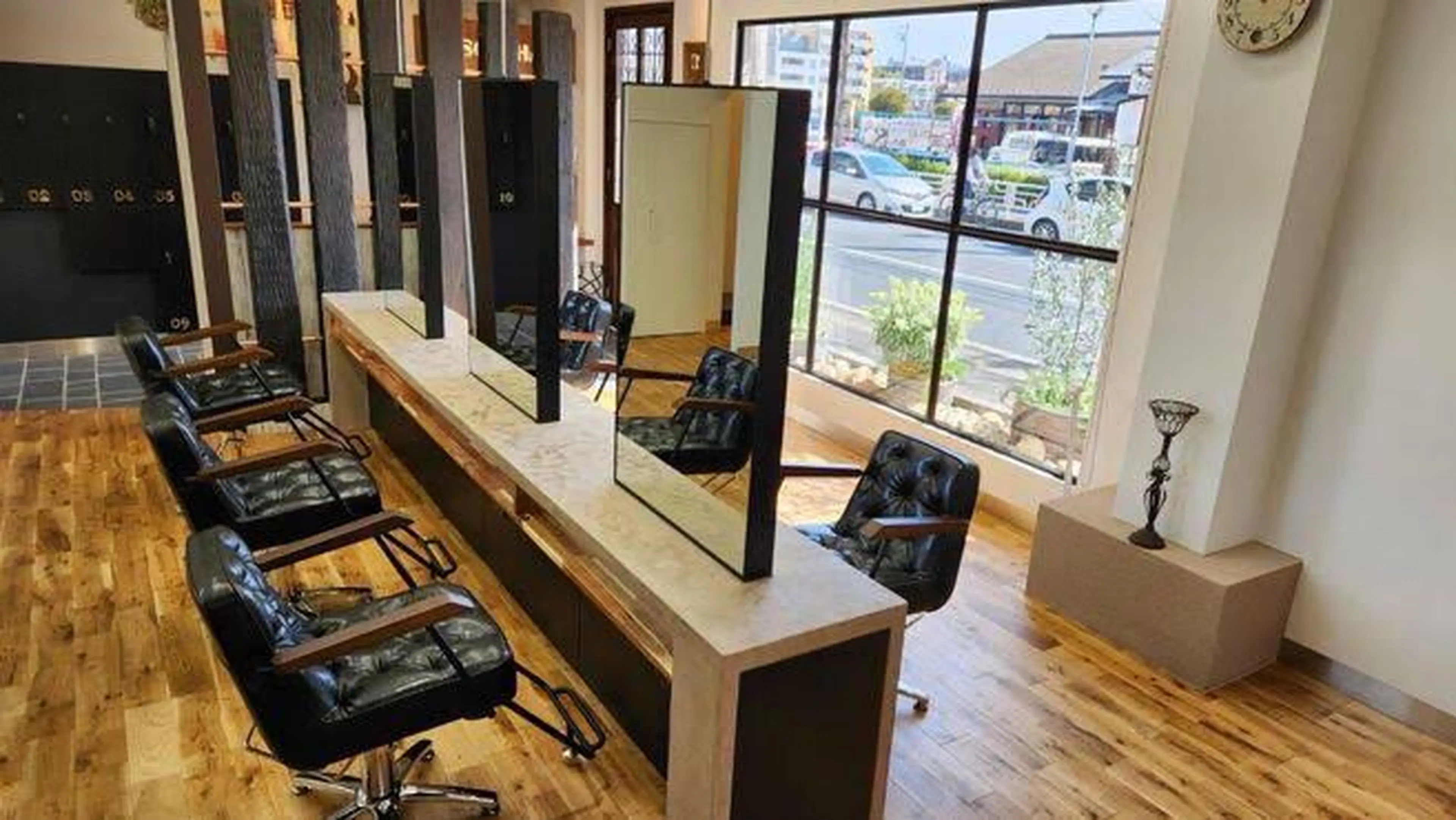 DISCOHAIR海老名店の内観・外観2