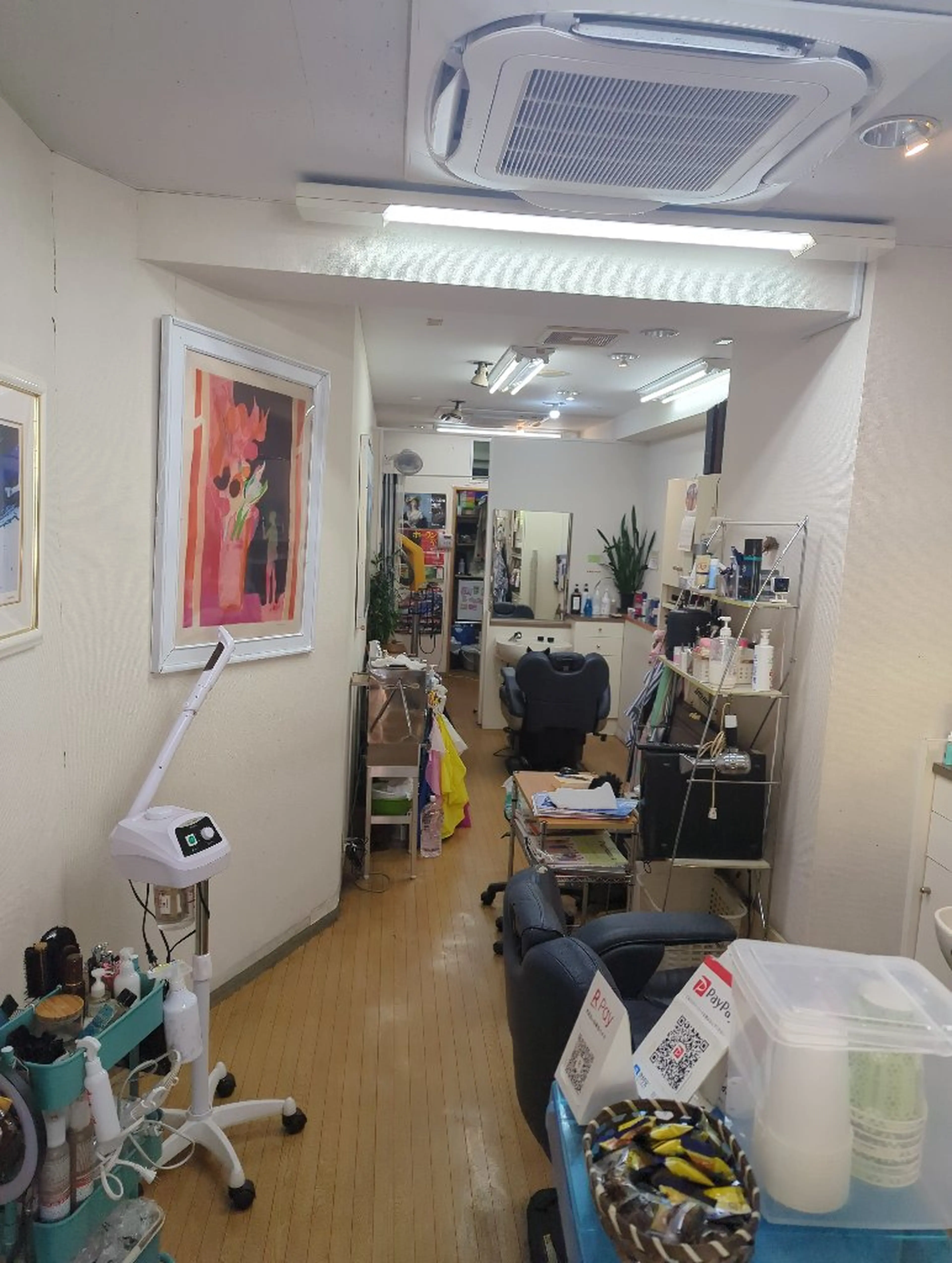 ヘアーサロンSIGEKIの内観・外観1