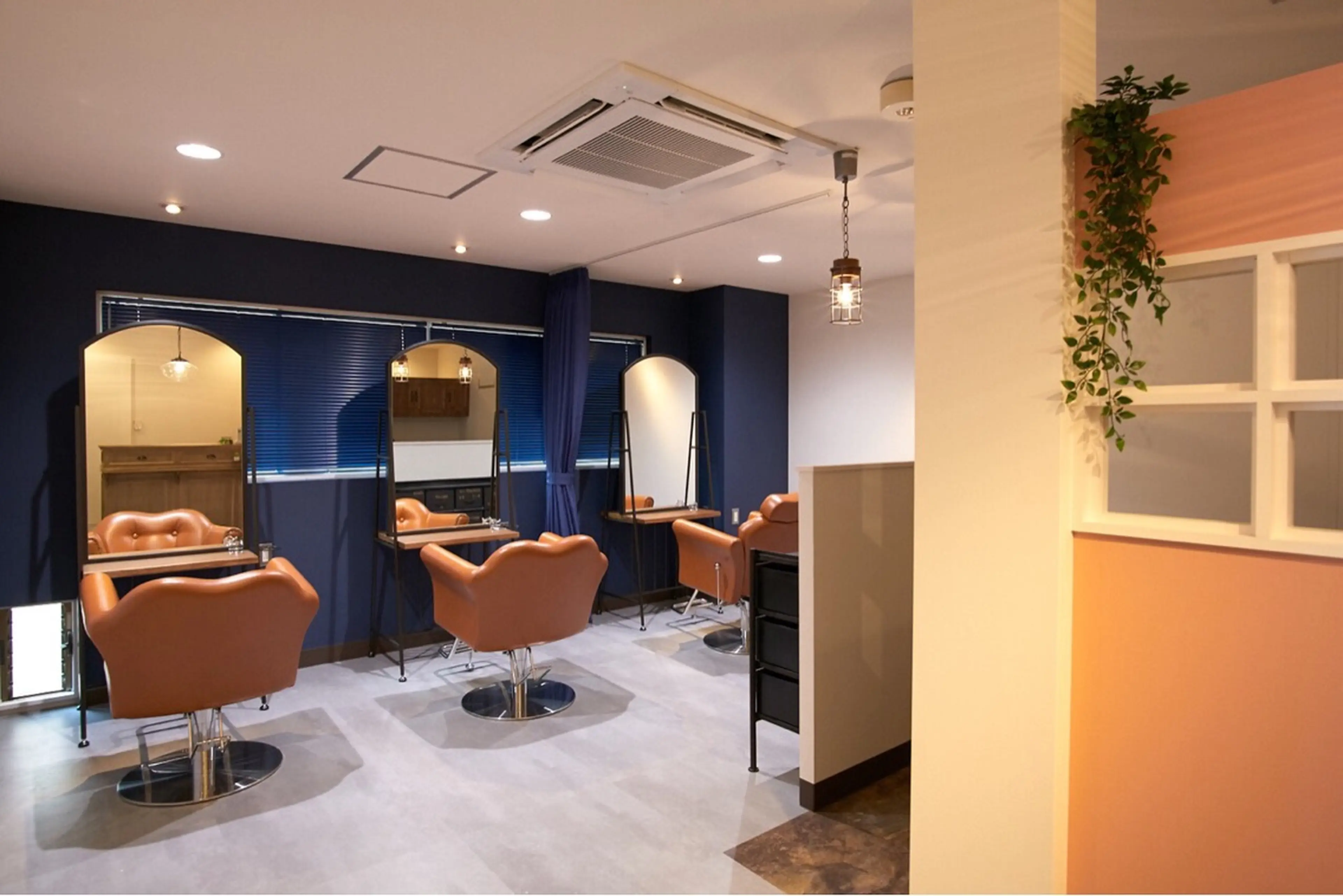 RIZE HAIR SUNNYの内観・外観1