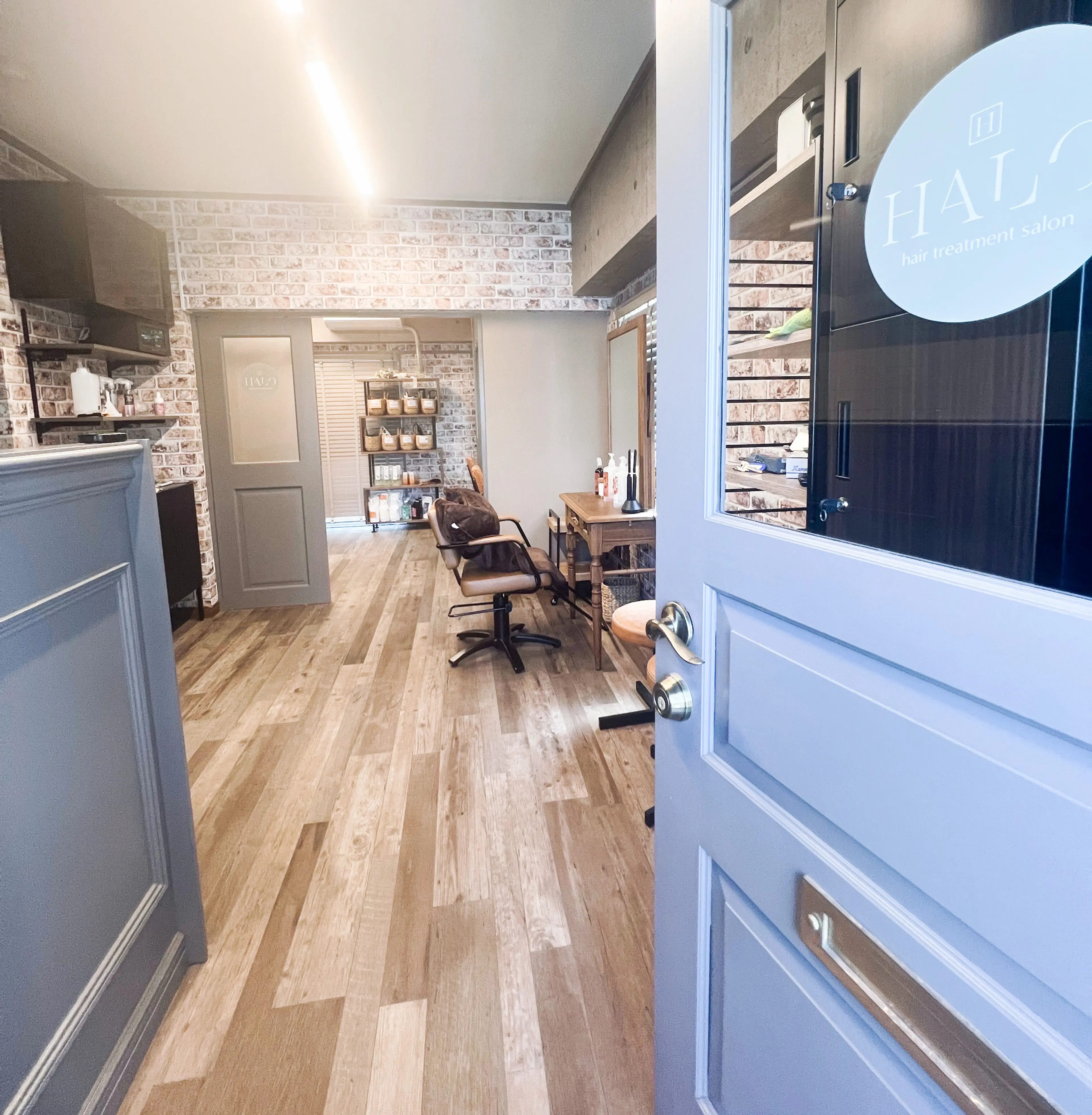 髪質改善トリートメント専門店HALOヘイローの内観・外観1