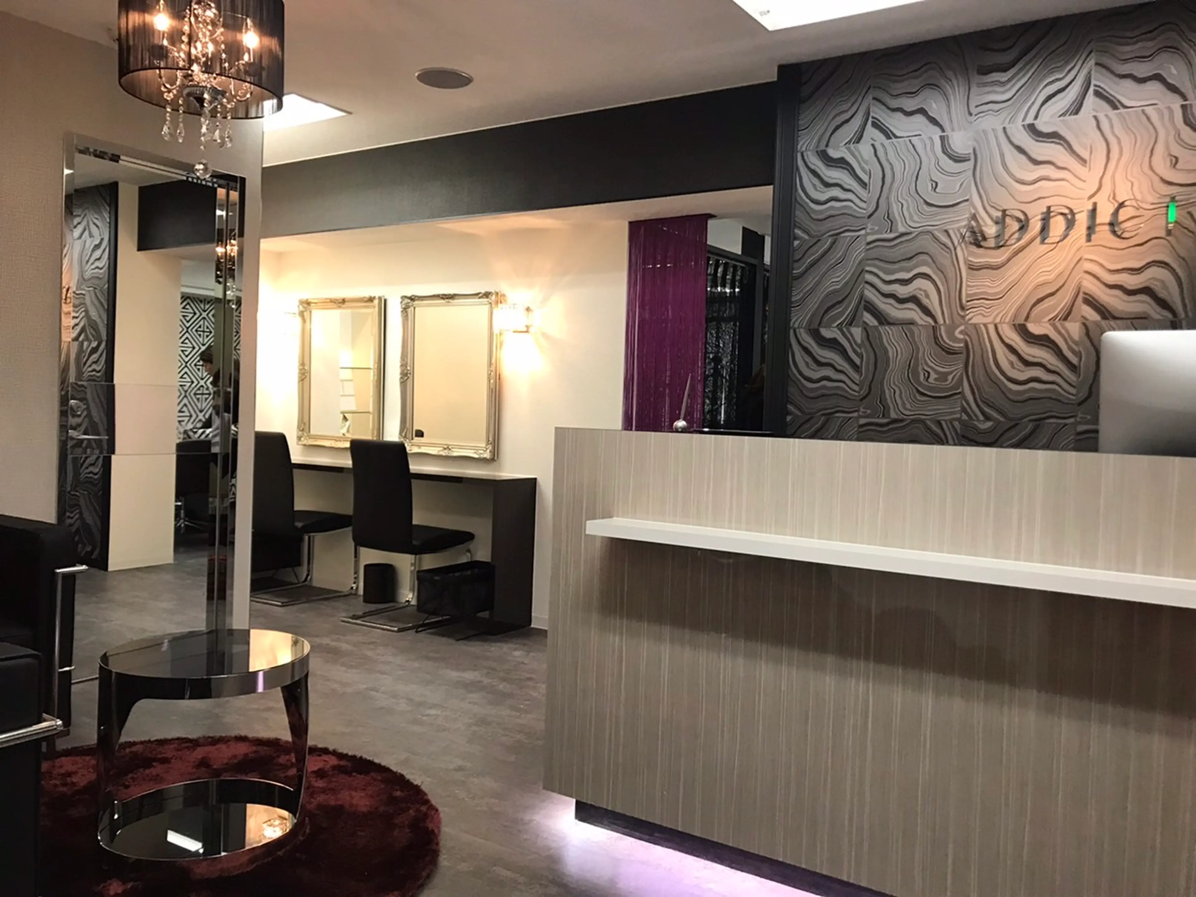 ADDICTの内観・外観1