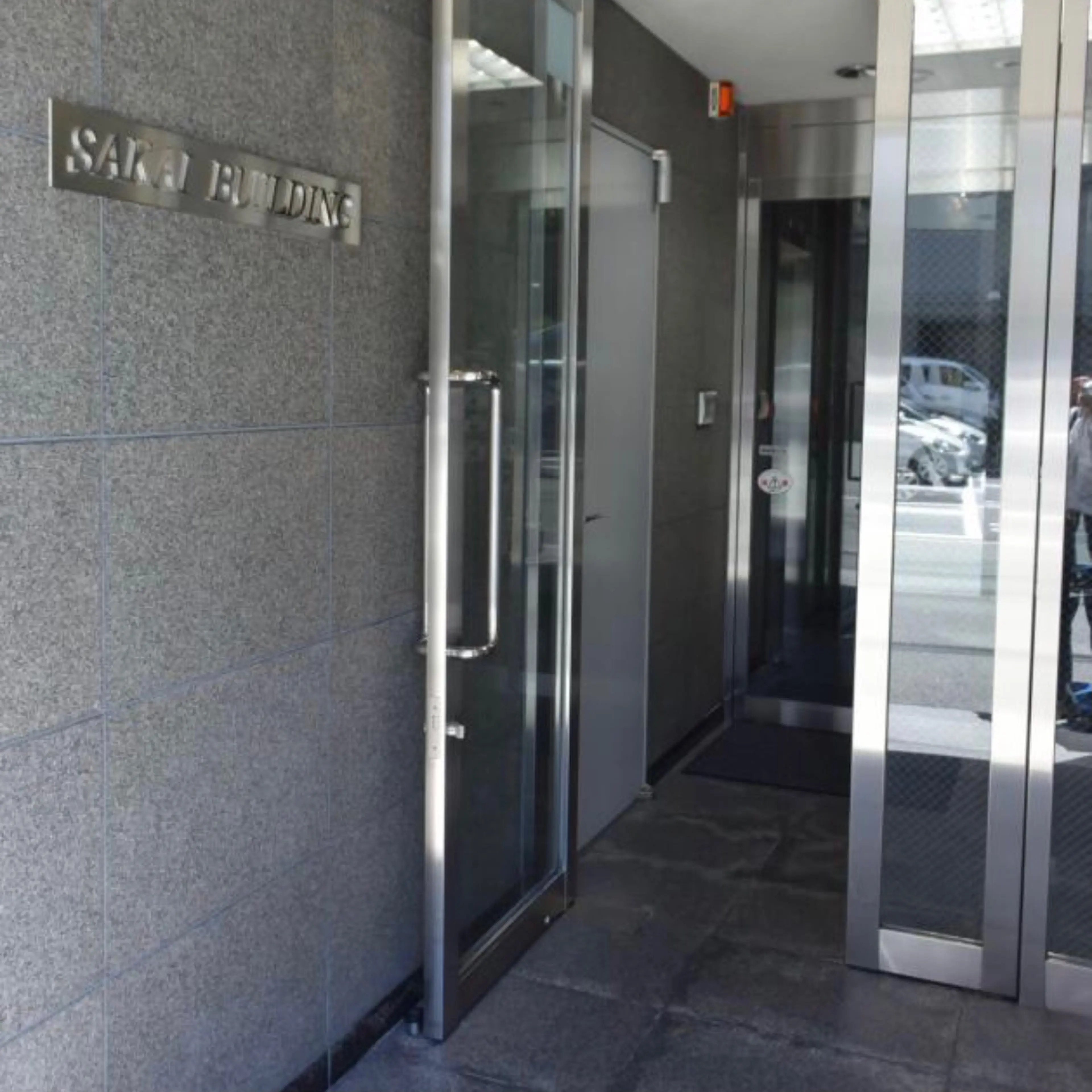 CHAINON西梅田店の内観・外観1