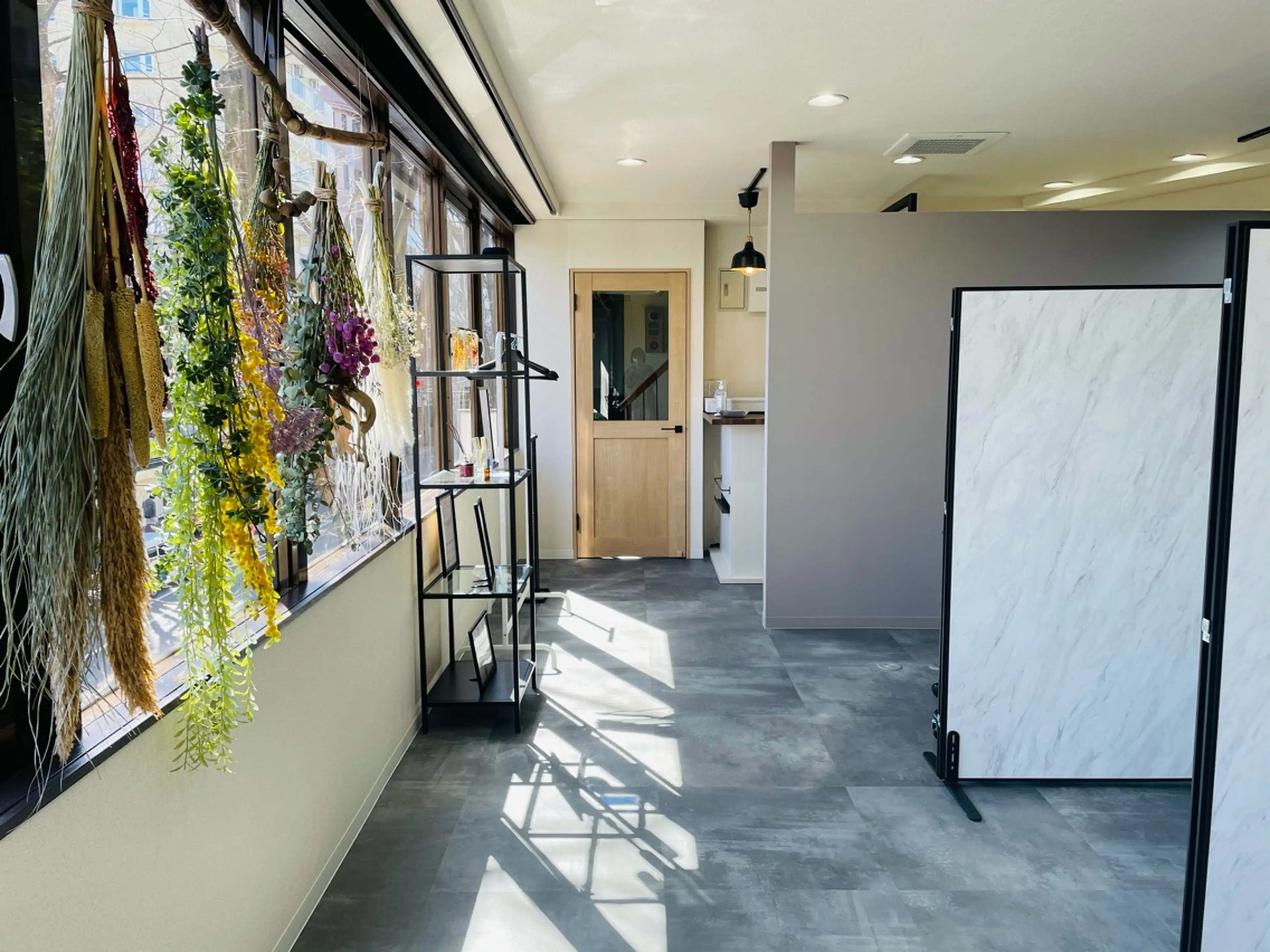 EmmA eyelash 阿佐ヶ谷の内観・外観1