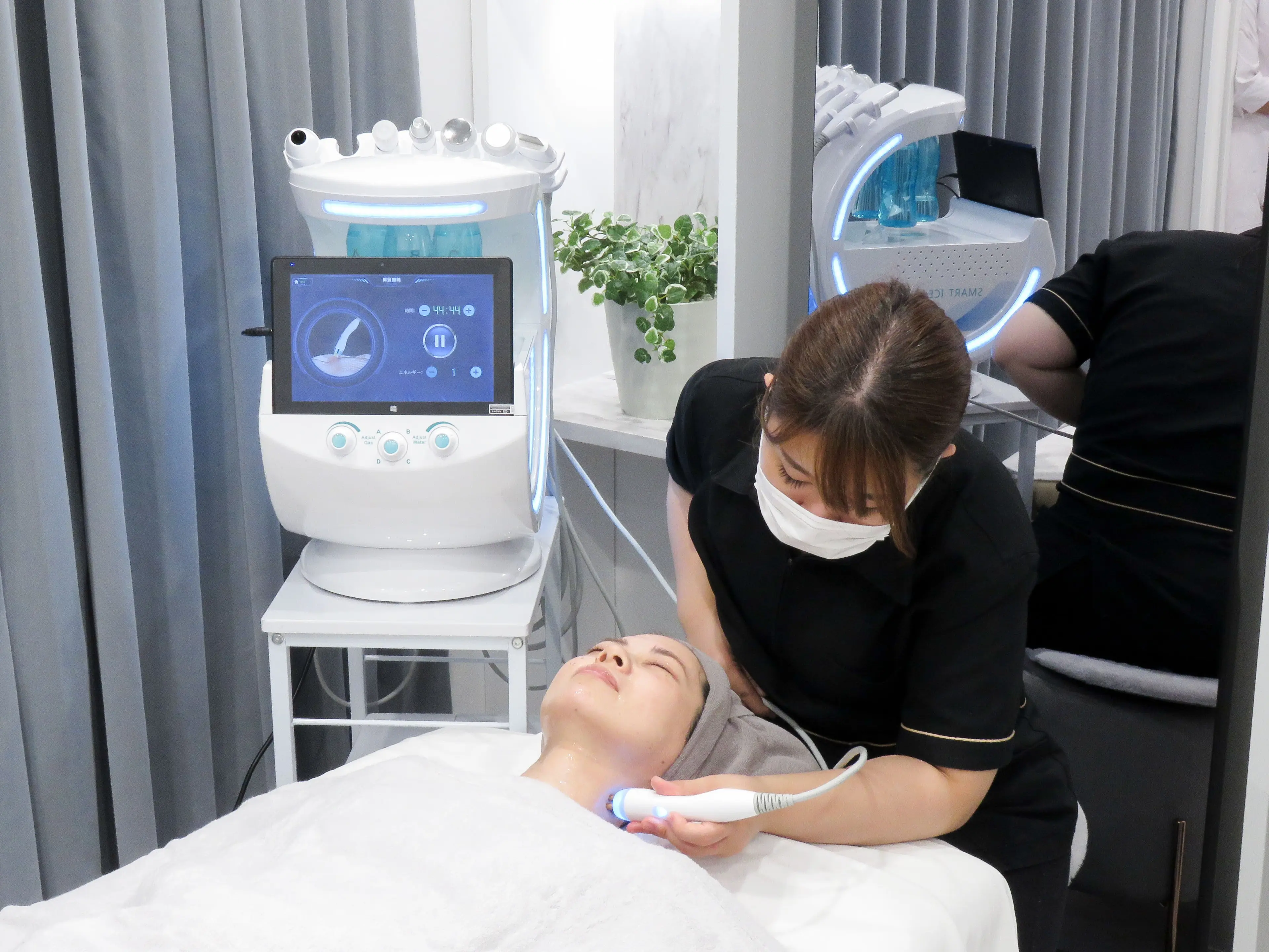 Mix up!!池袋店の内観・外観3