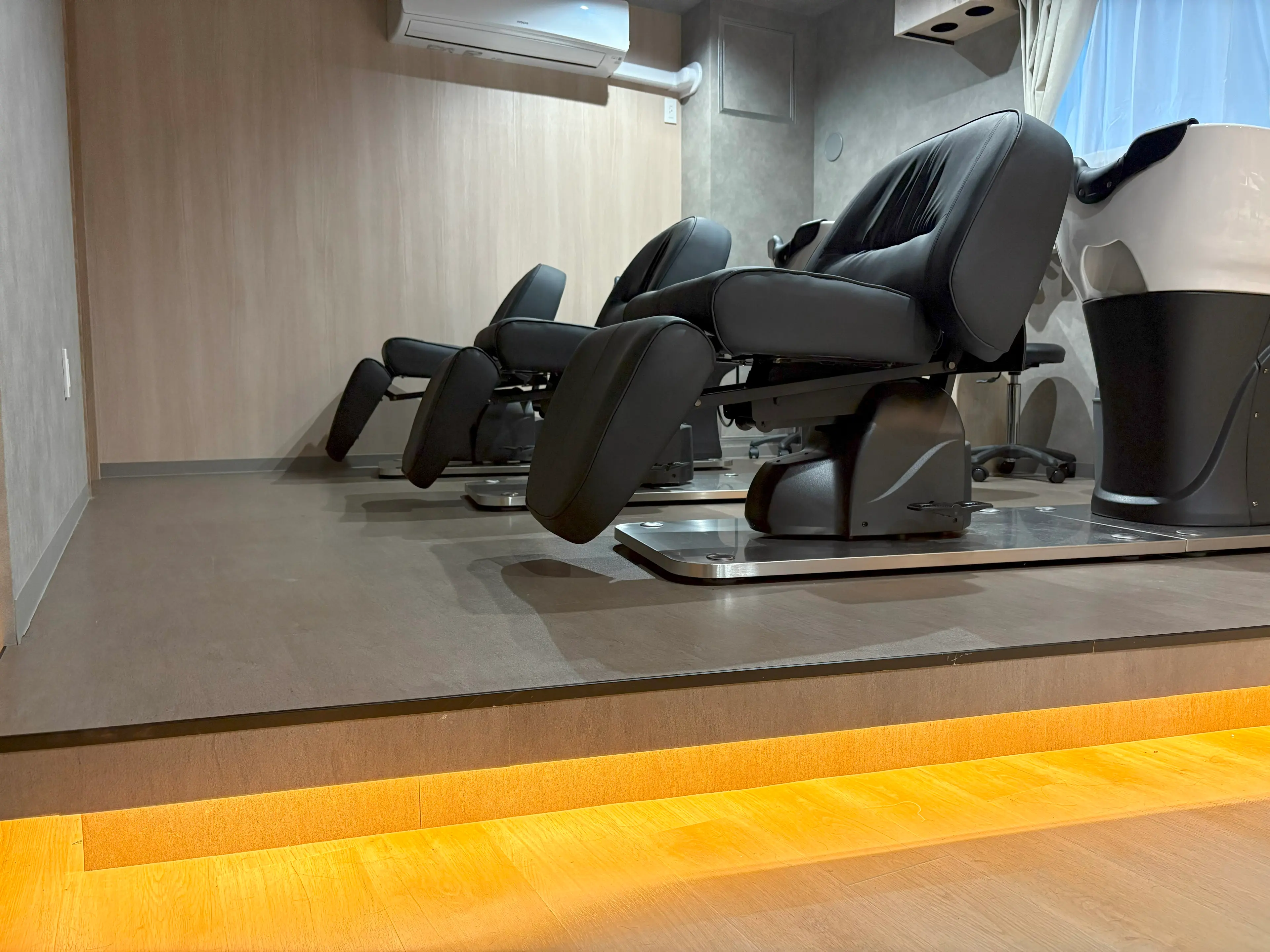 髪質改善専門店　Ultimateの内観・外観2