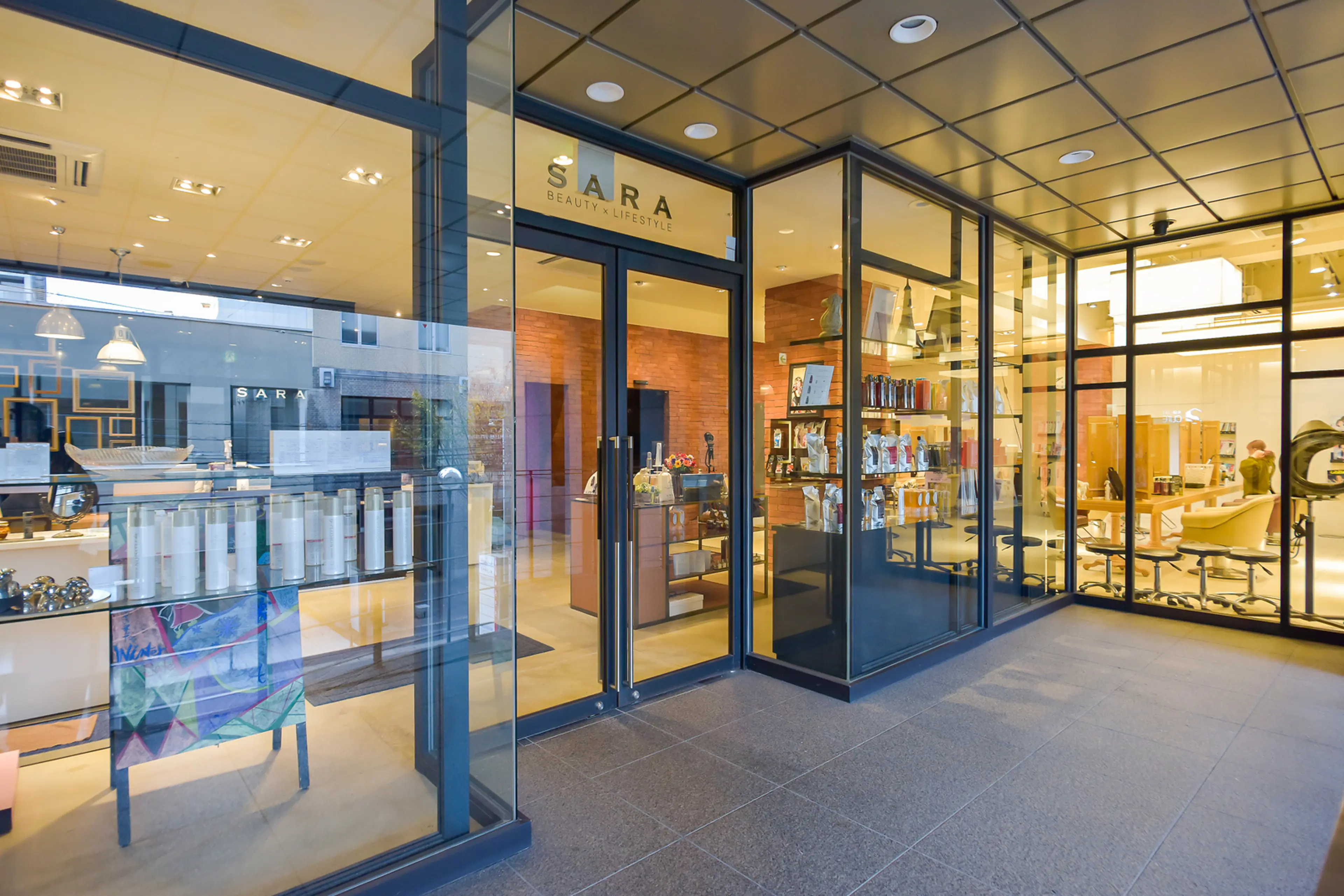 SARA BEAUTY×LIFESTYLE PLAYの内観・外観1