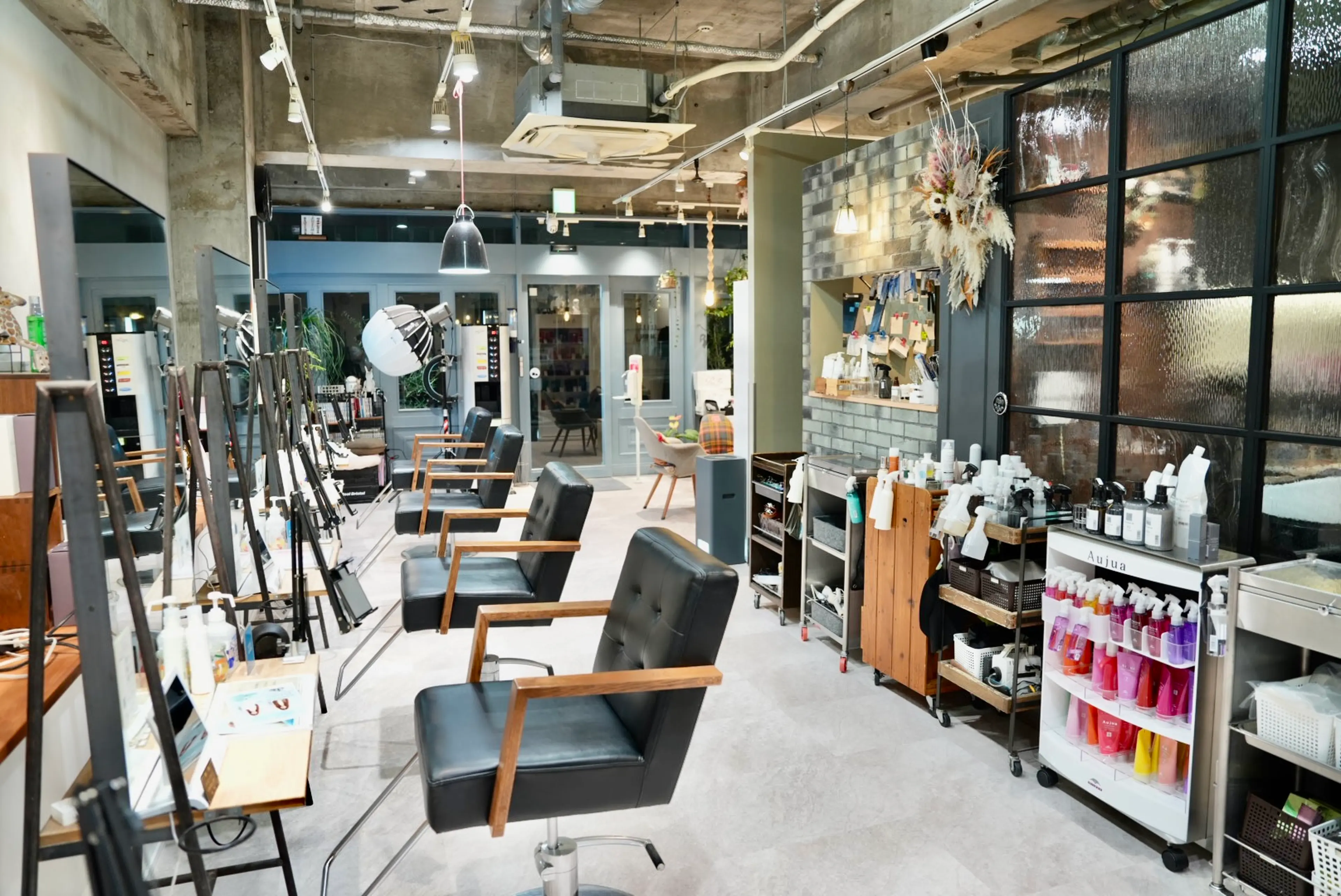 HairDesign　GLANZの内観・外観3