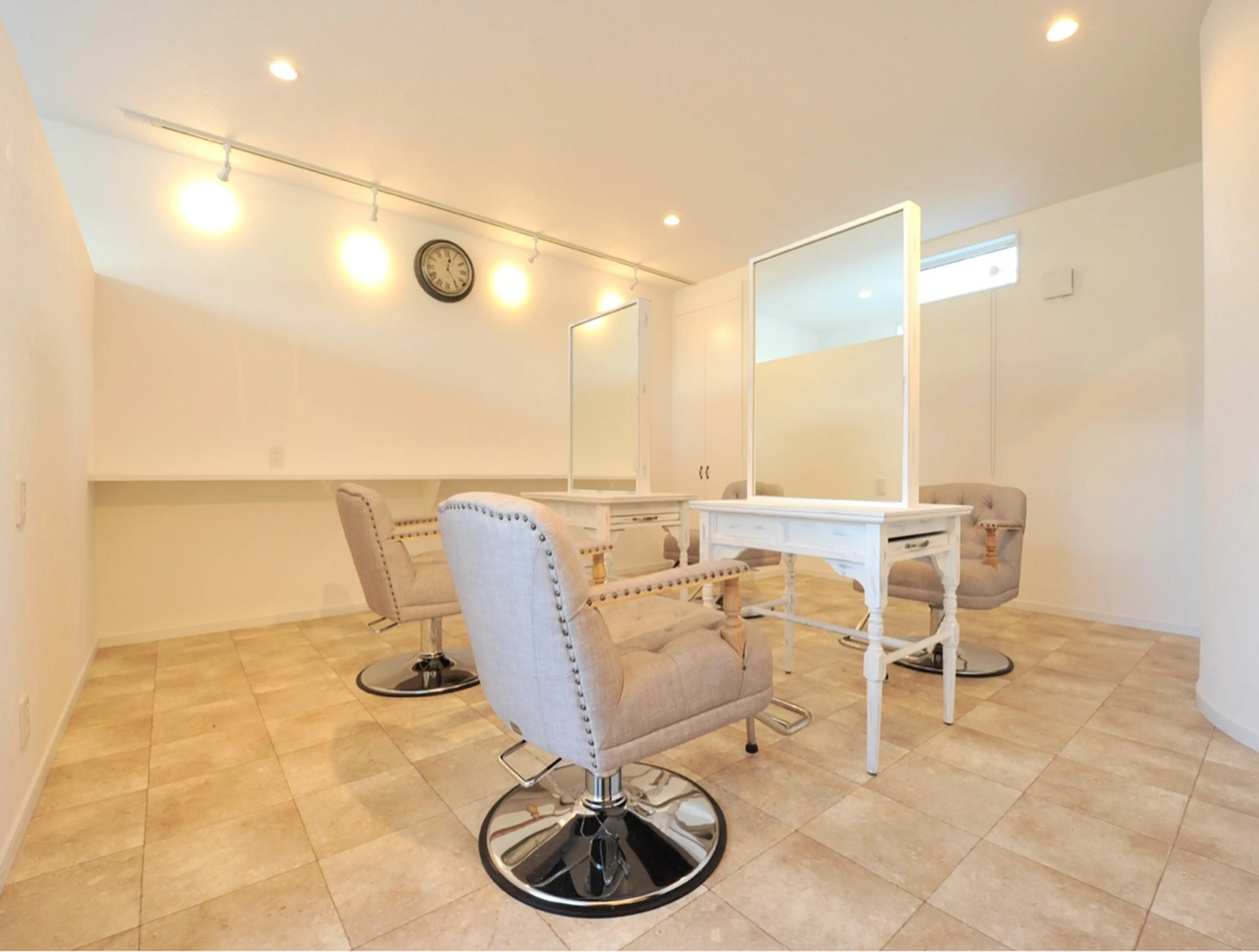 Dahlia  hair mieuxsの内観・外観2