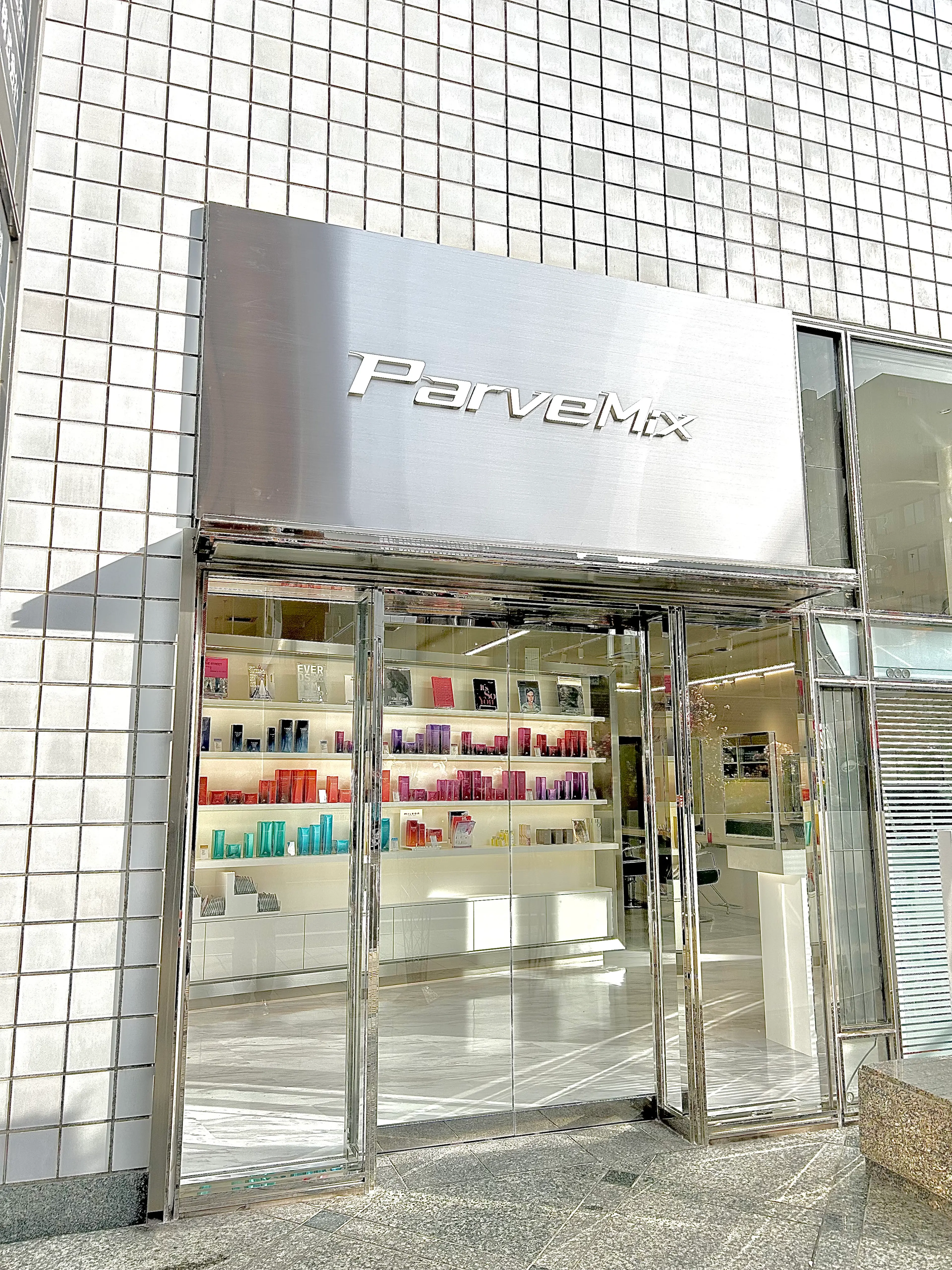 ParveMixの内観・外観1