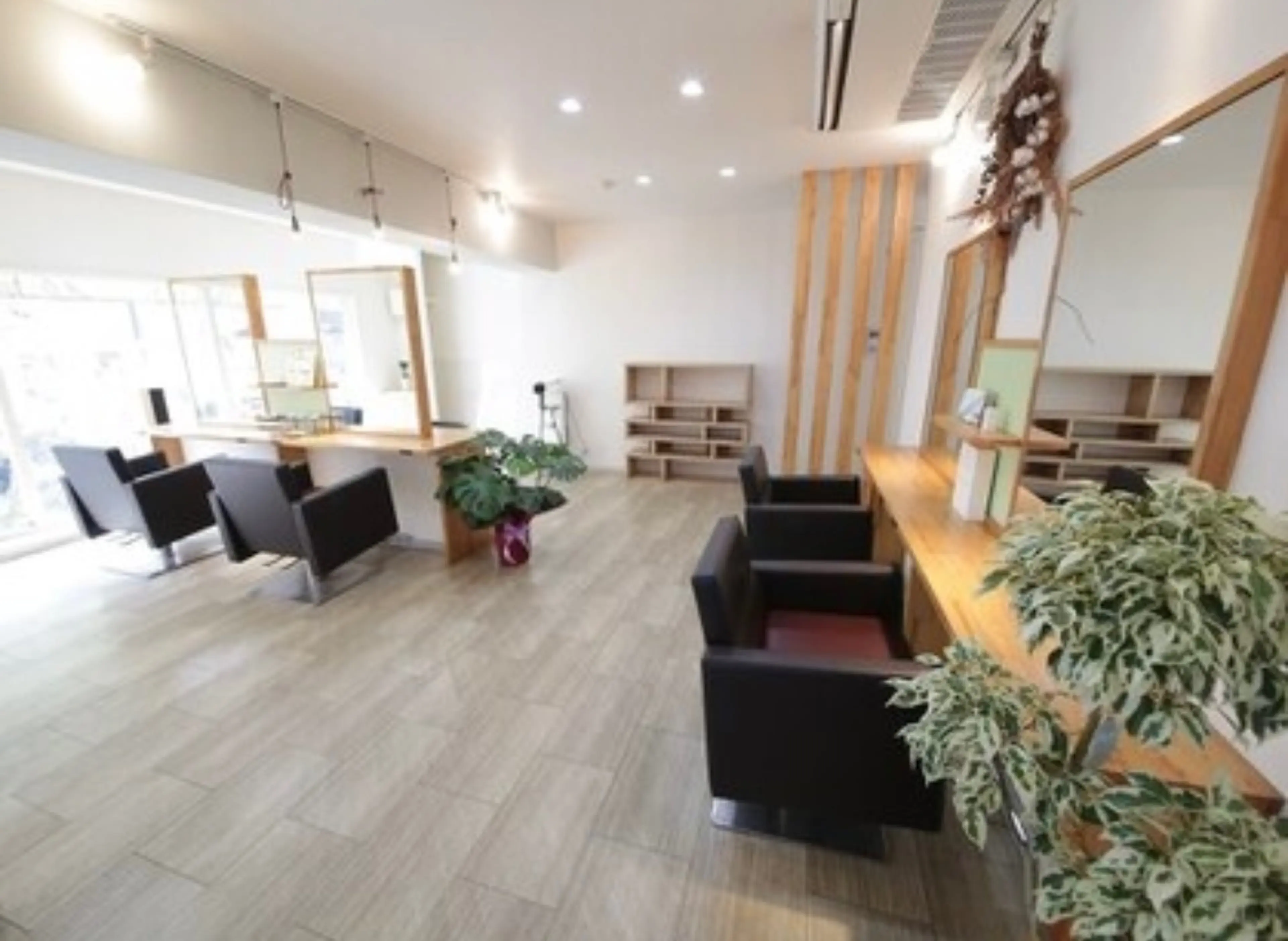 CABANONの内観・外観1