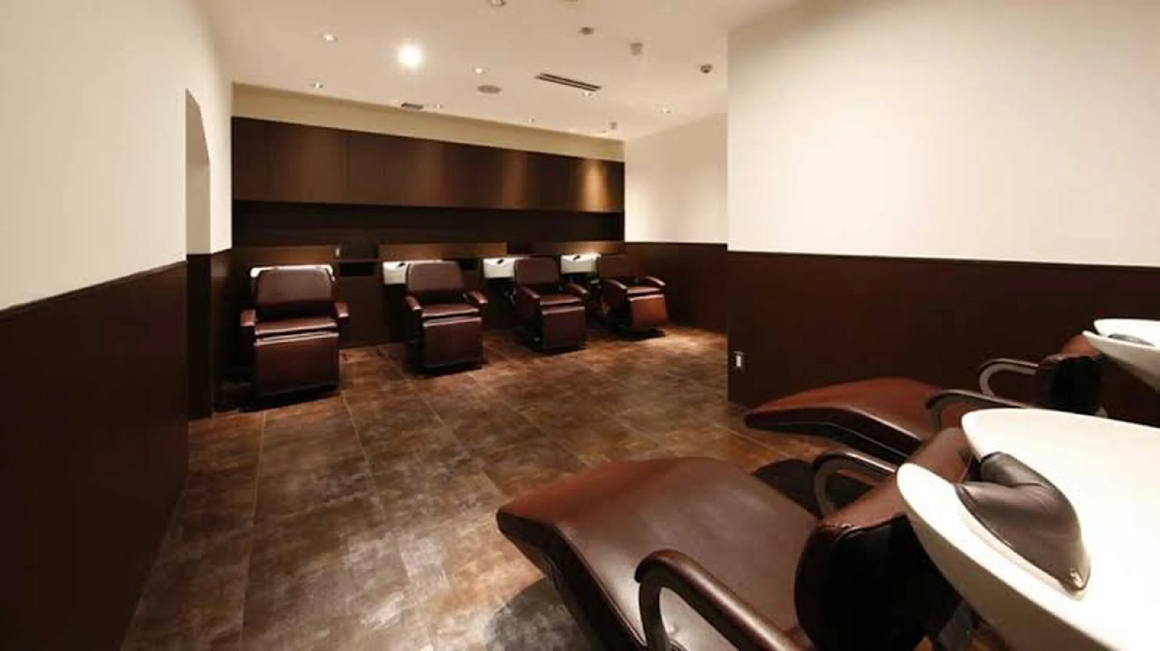 Ash 横浜店の内観・外観1