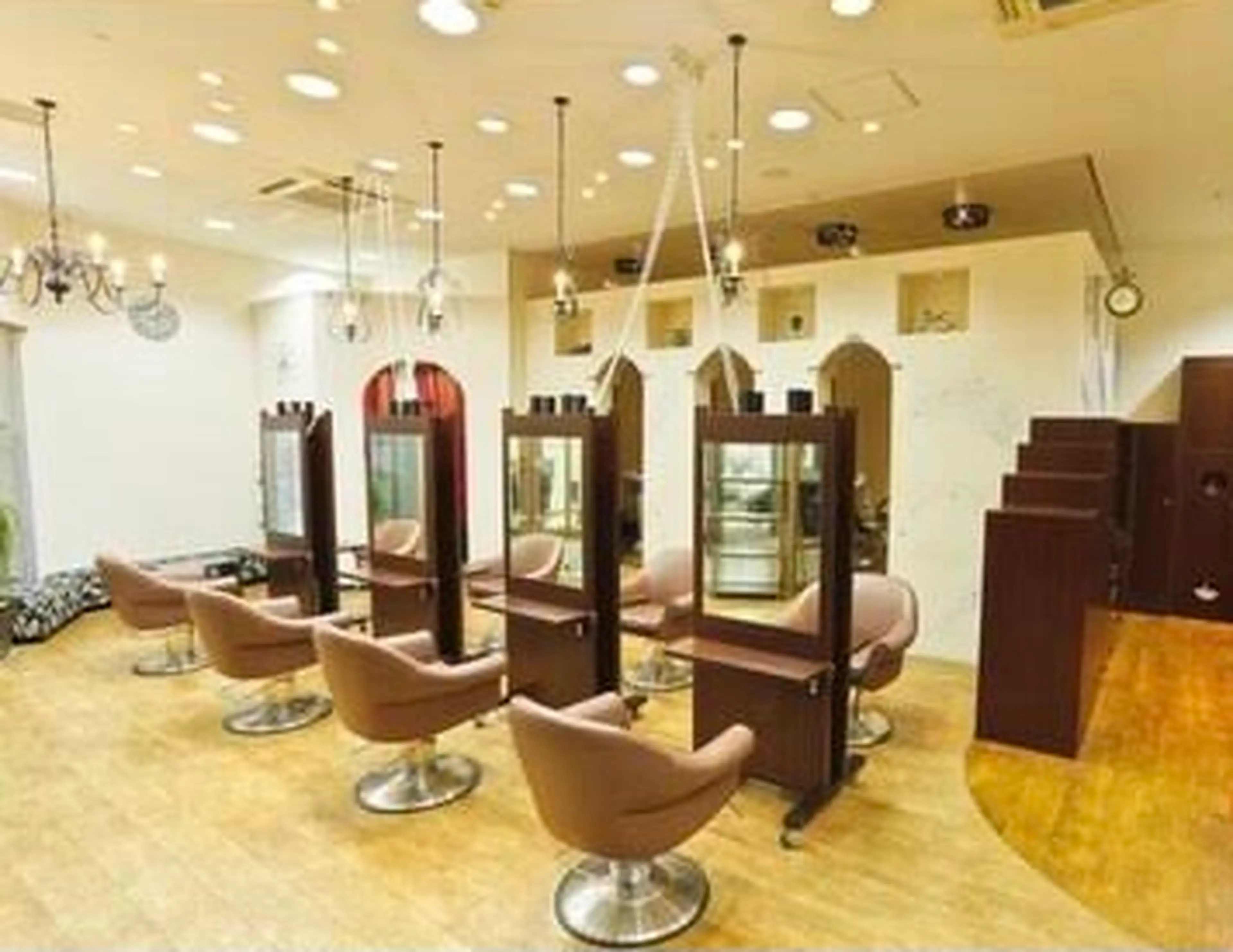 bona.ウニクス店の内観・外観2