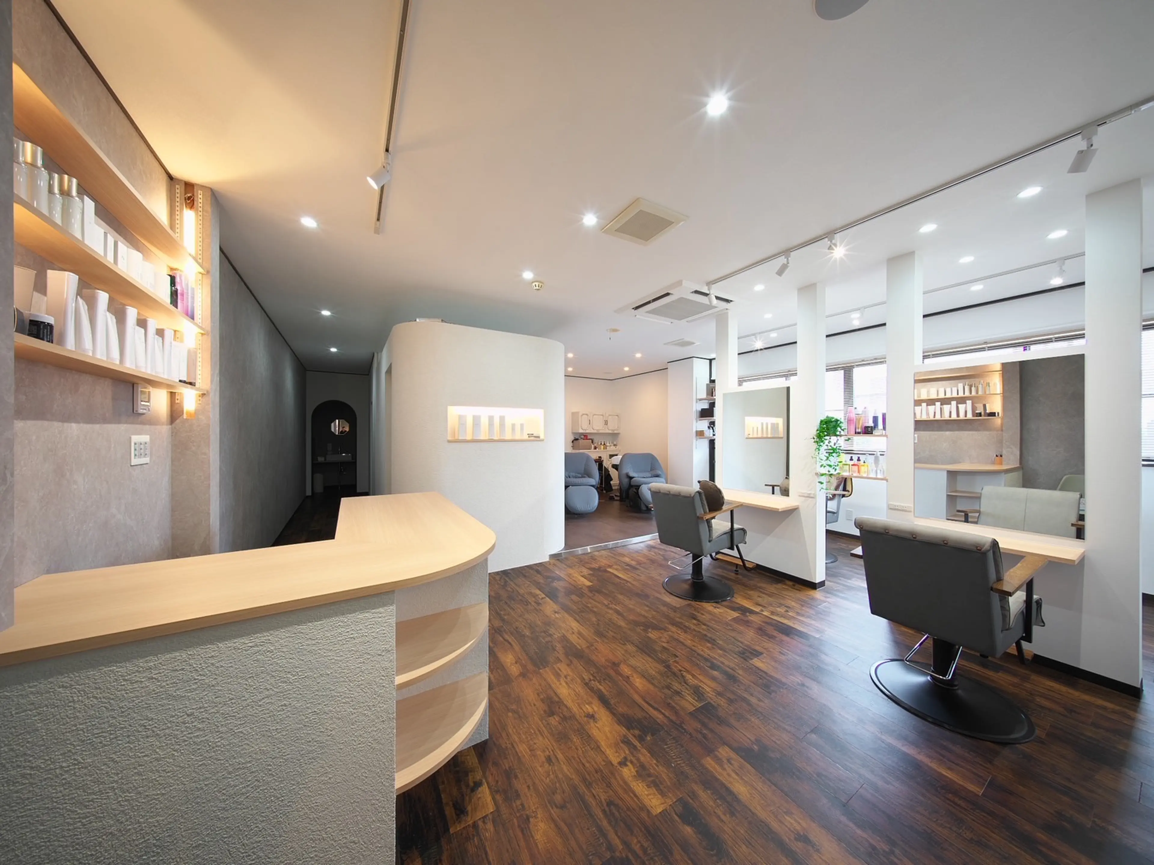 Pleare 鯖江店の内観・外観1