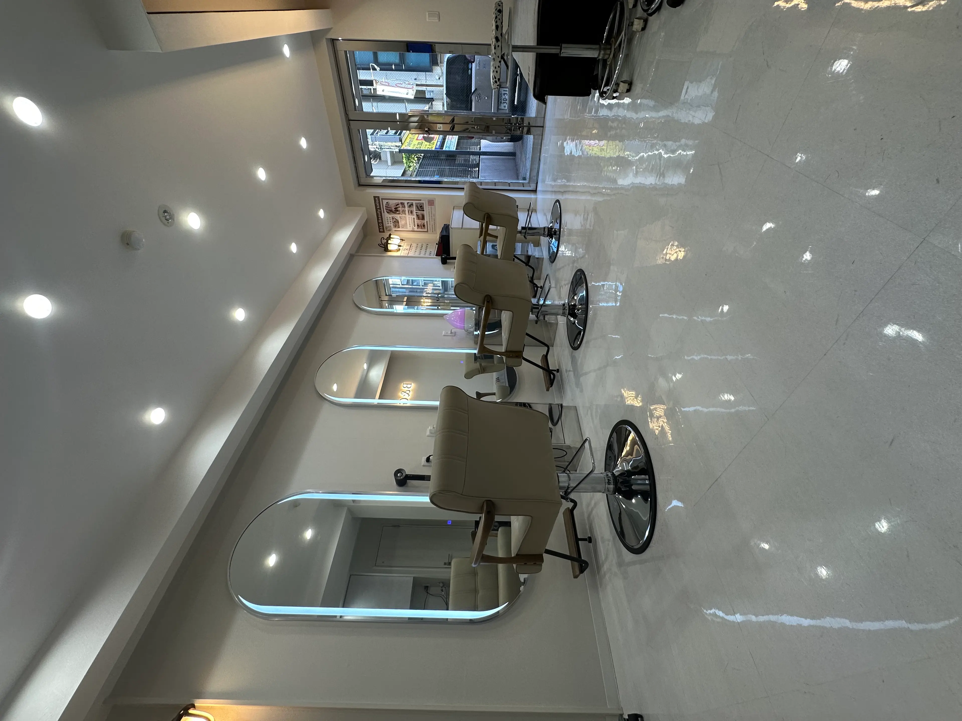 B&Gトータルビューティーサロンの内観・外観2