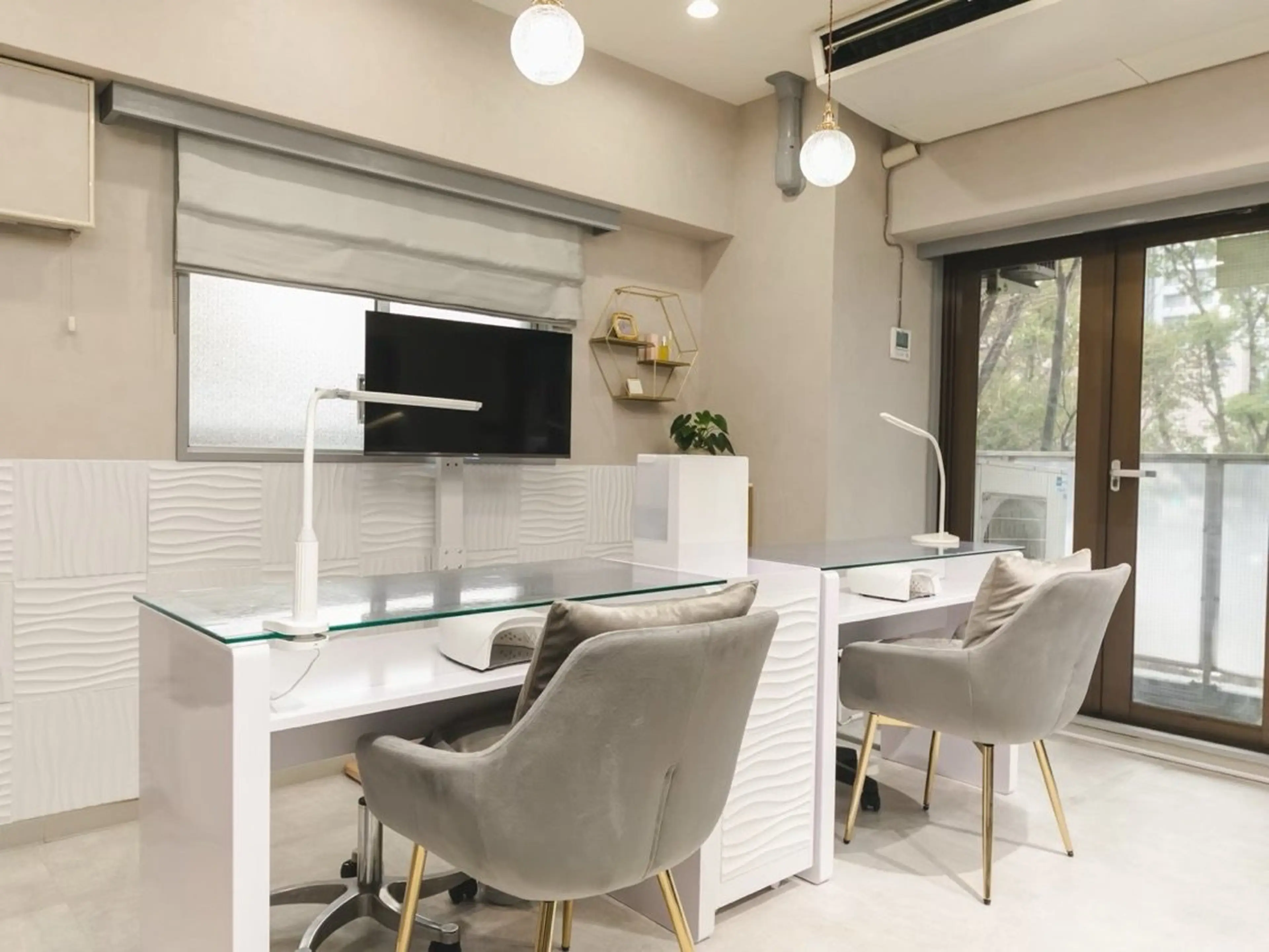 NAILS GARDENの内観・外観3