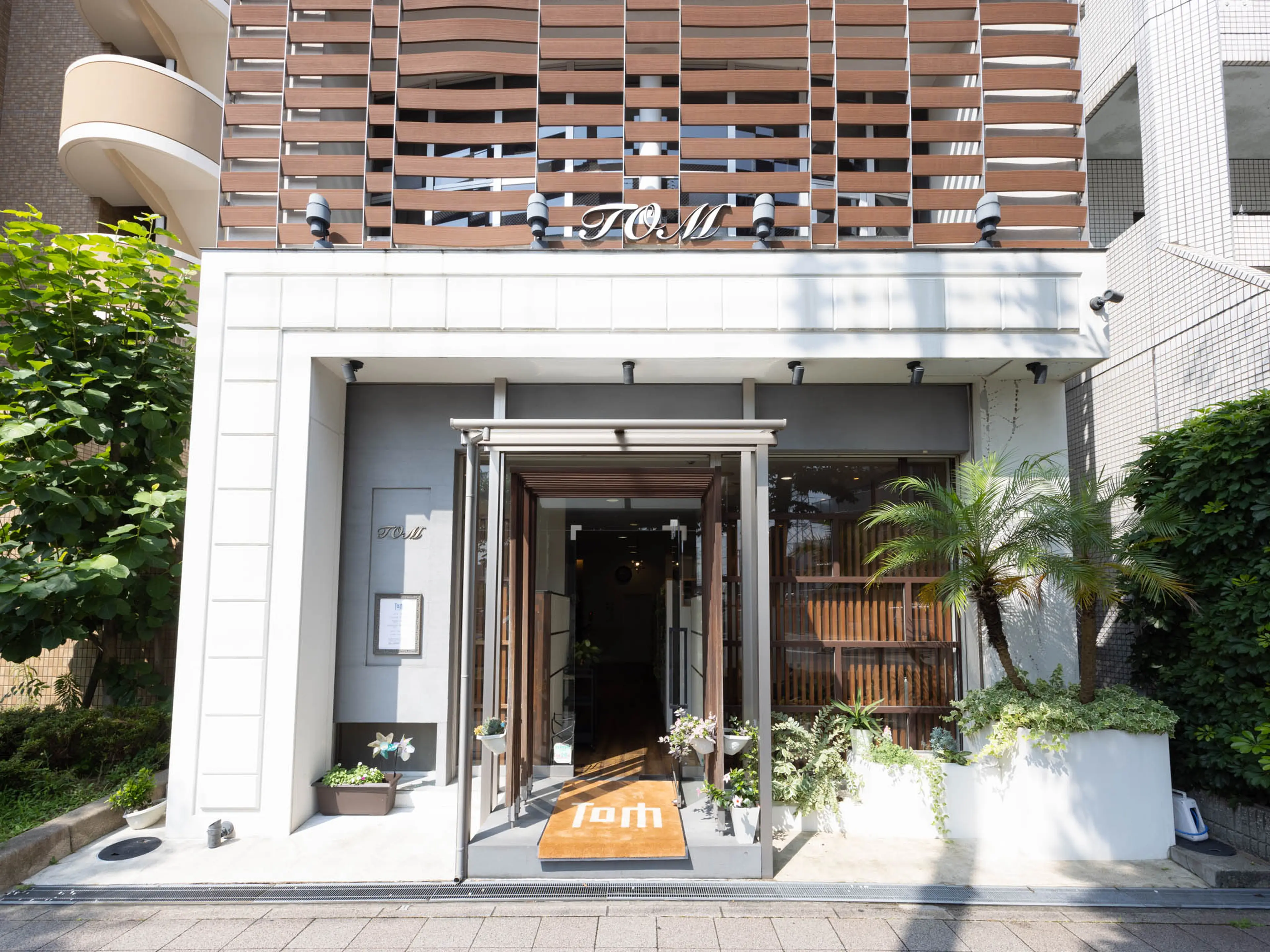 TOM HAIR DESIGN 古川橋店の内観・外観2