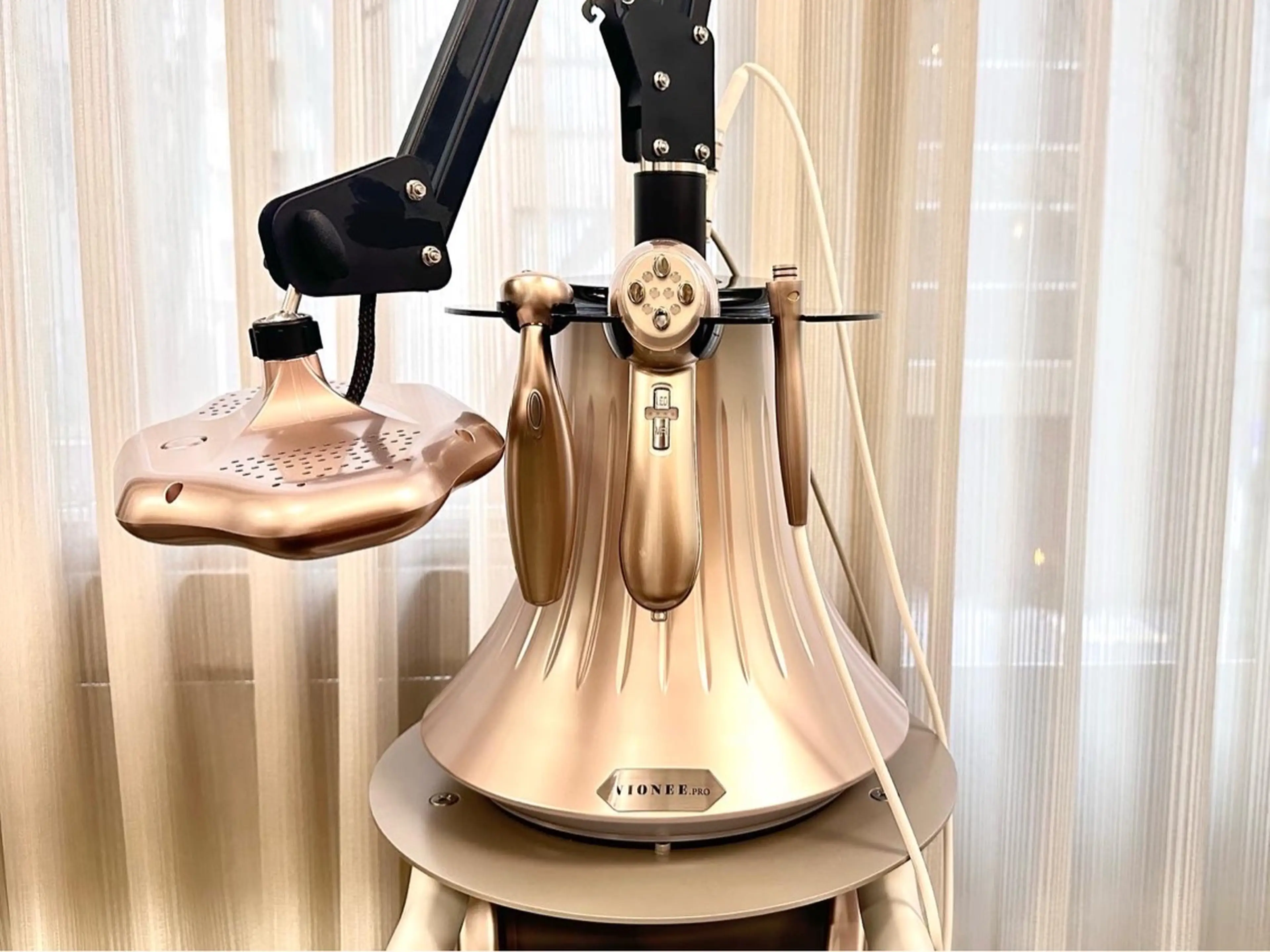 【フェムケア/デリケート専門店】PEQLIA福岡の内観・外観2