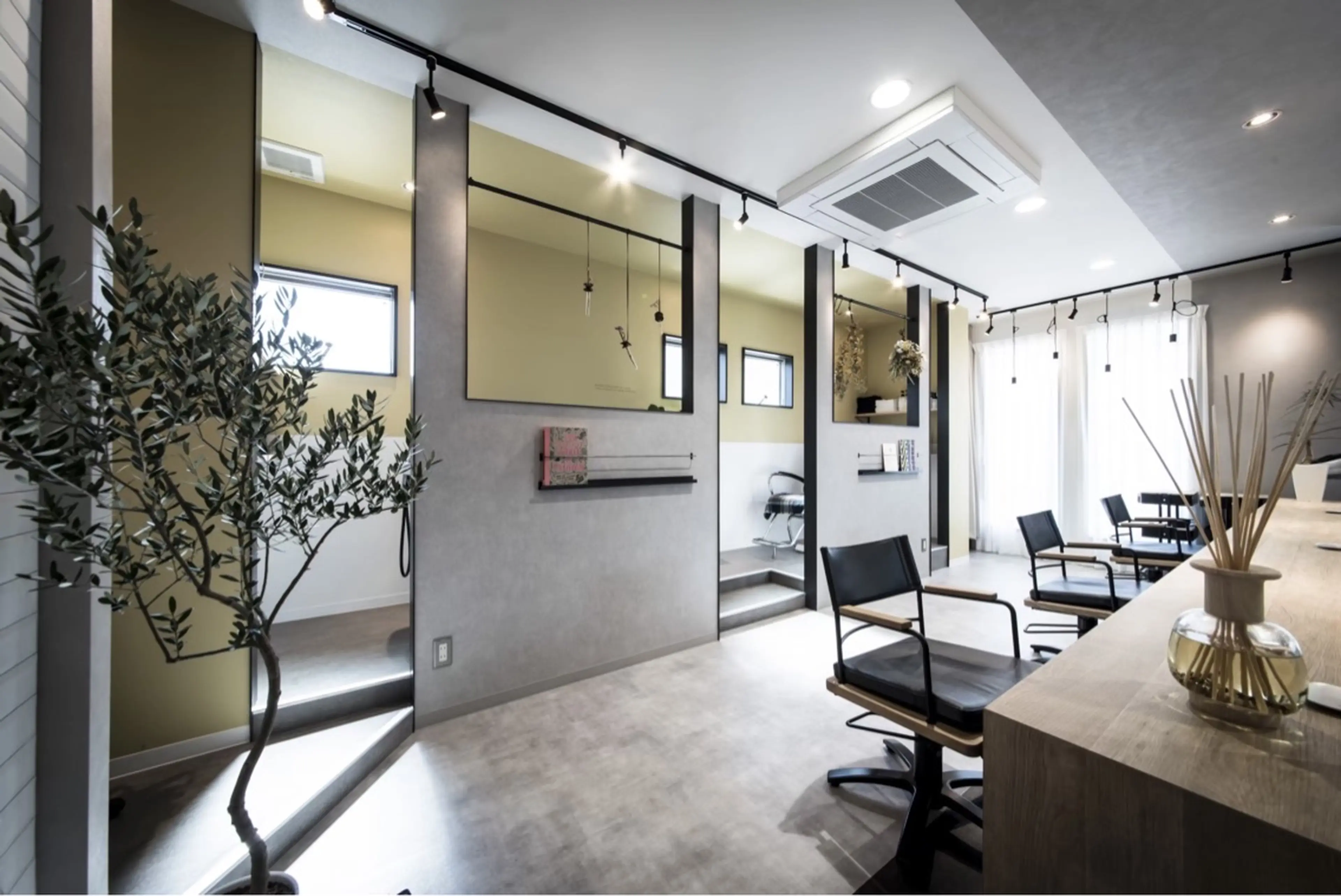 hub hairの内観・外観1