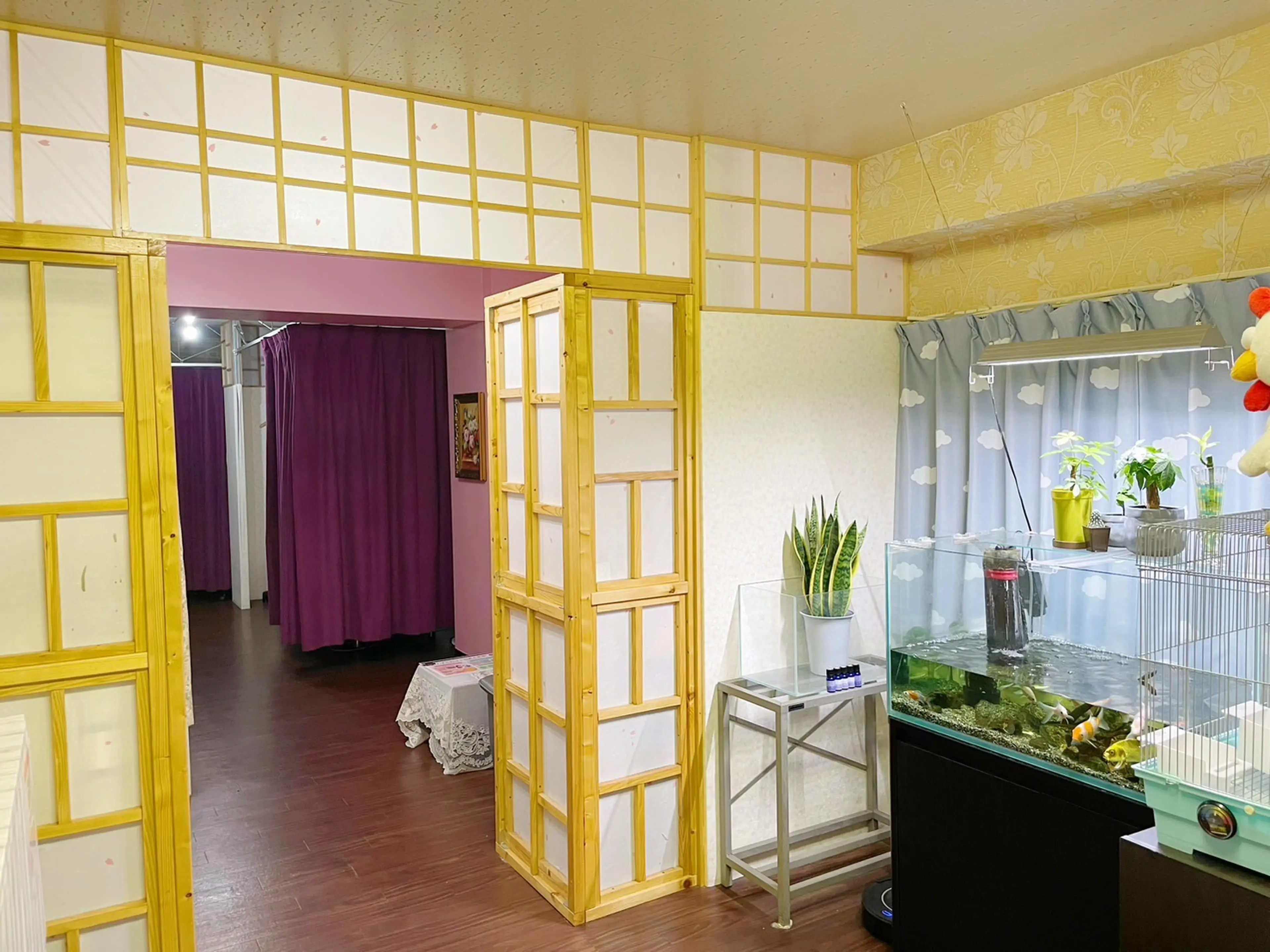 痩身 アロマ フェイシャルエステサロン Forest Season 本郷三丁目駅前店の内観・外観2