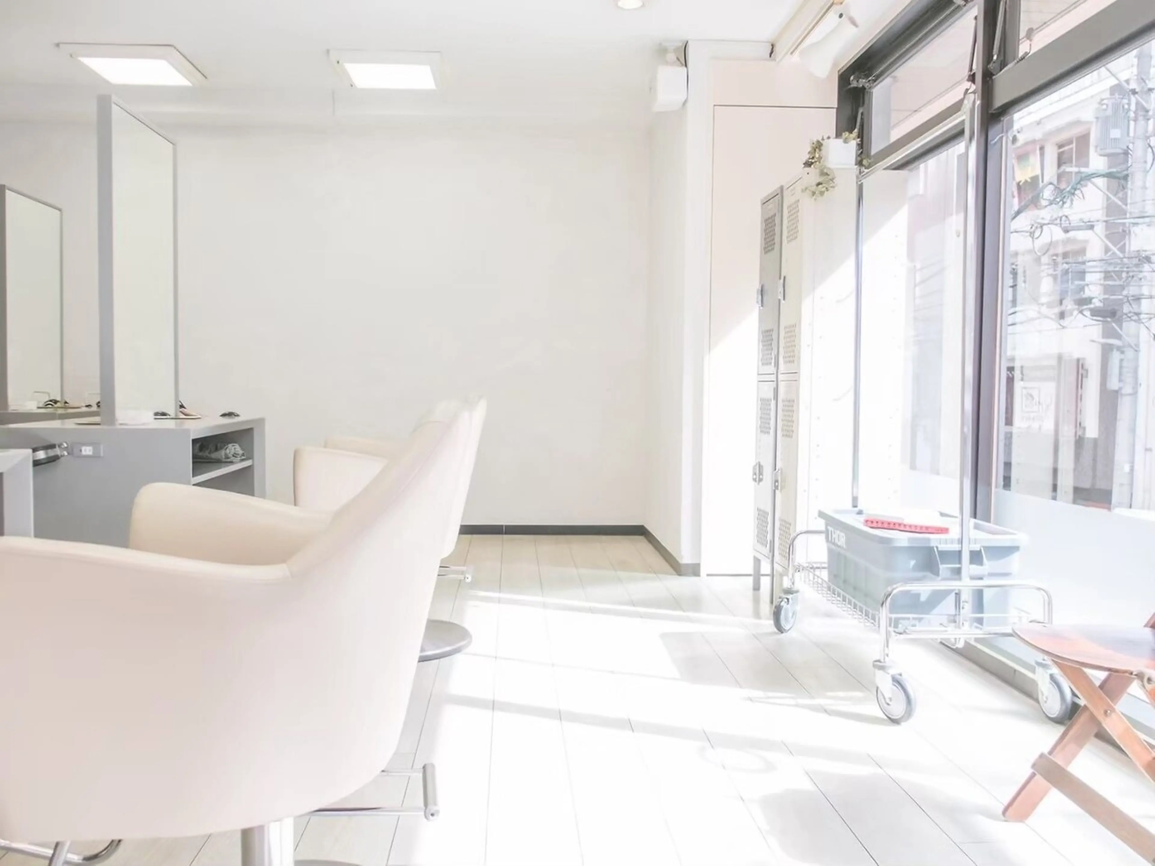 SiLOの内観・外観1