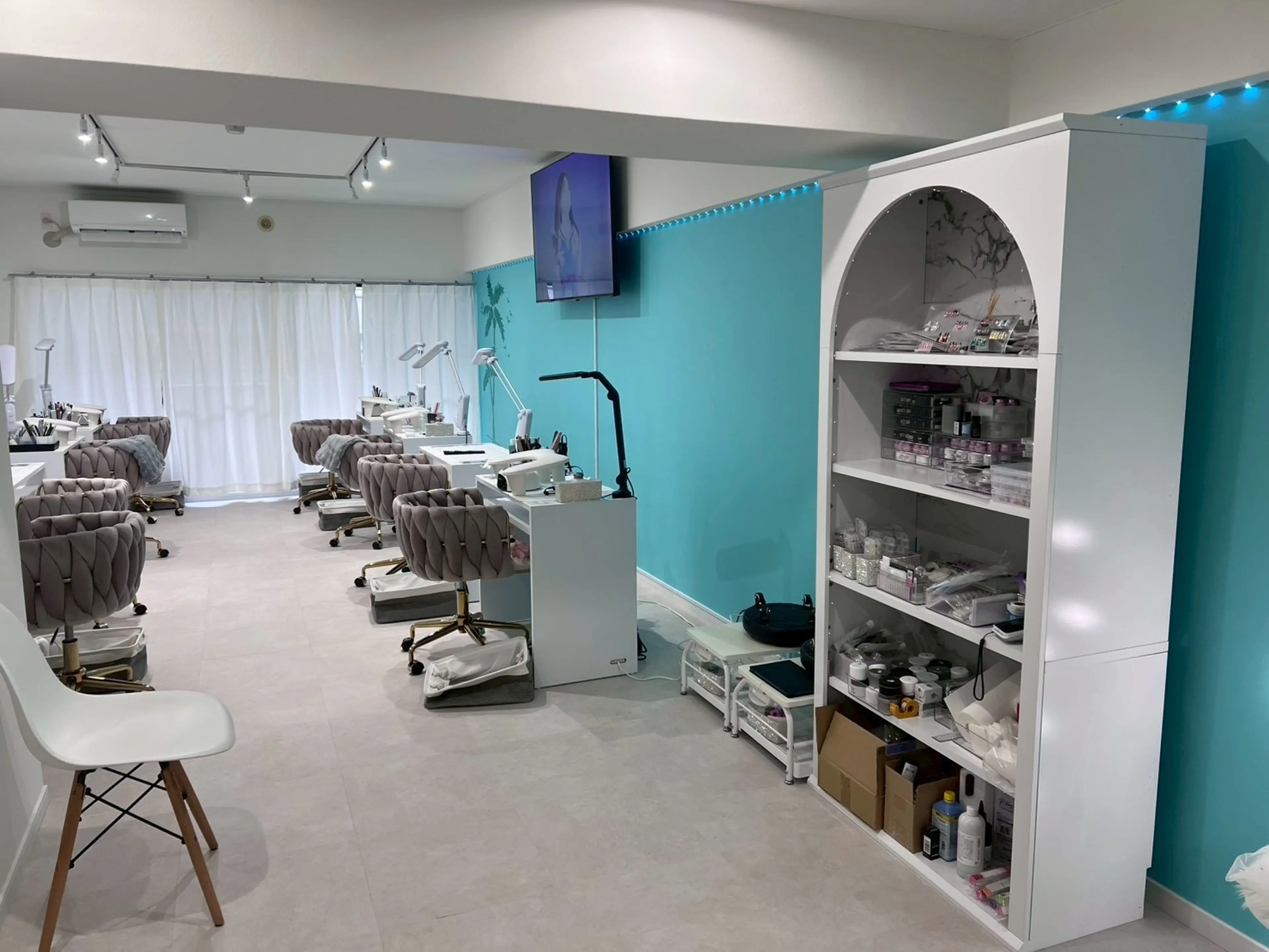 Mermaid Nailの内観・外観1