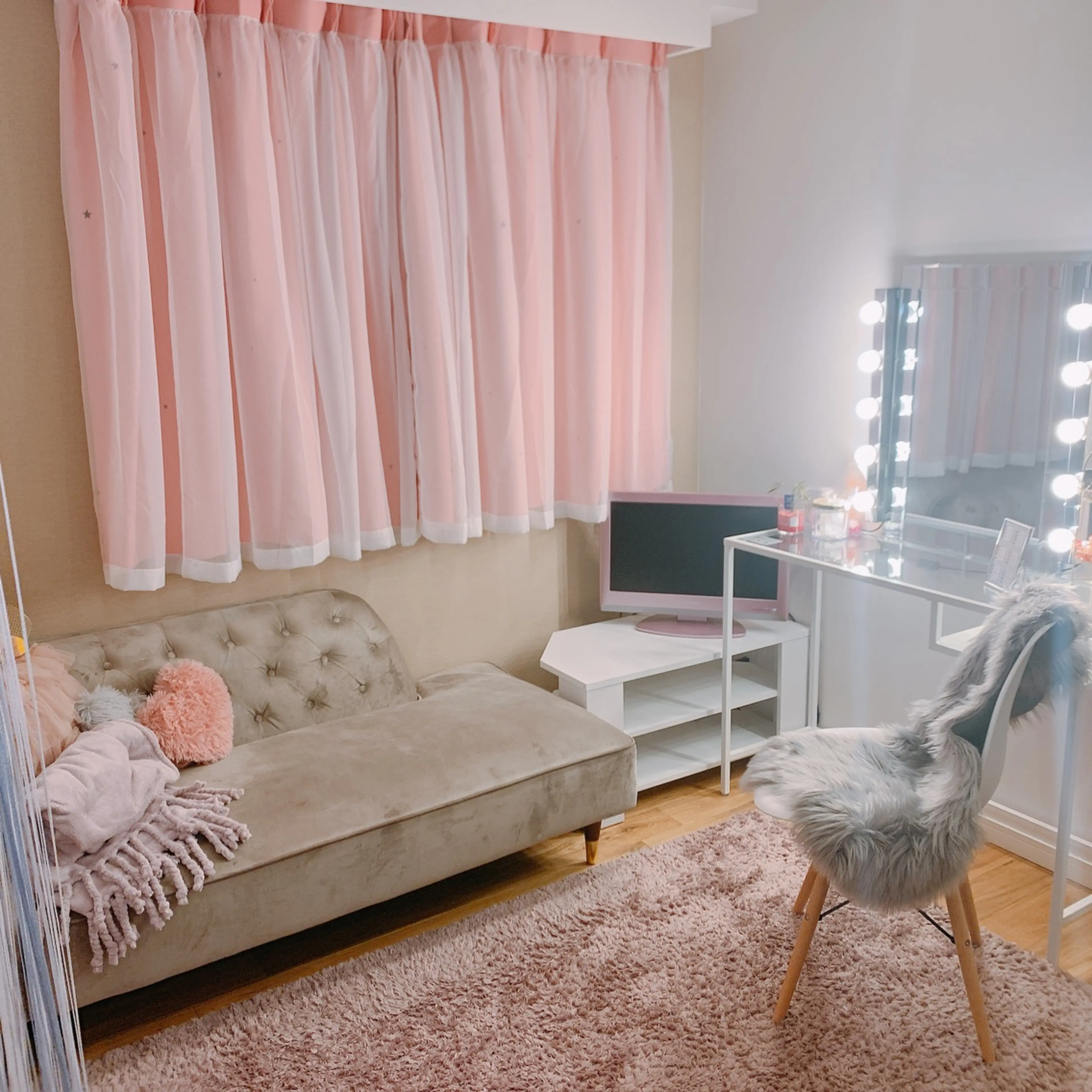 LeLeの内観・外観2