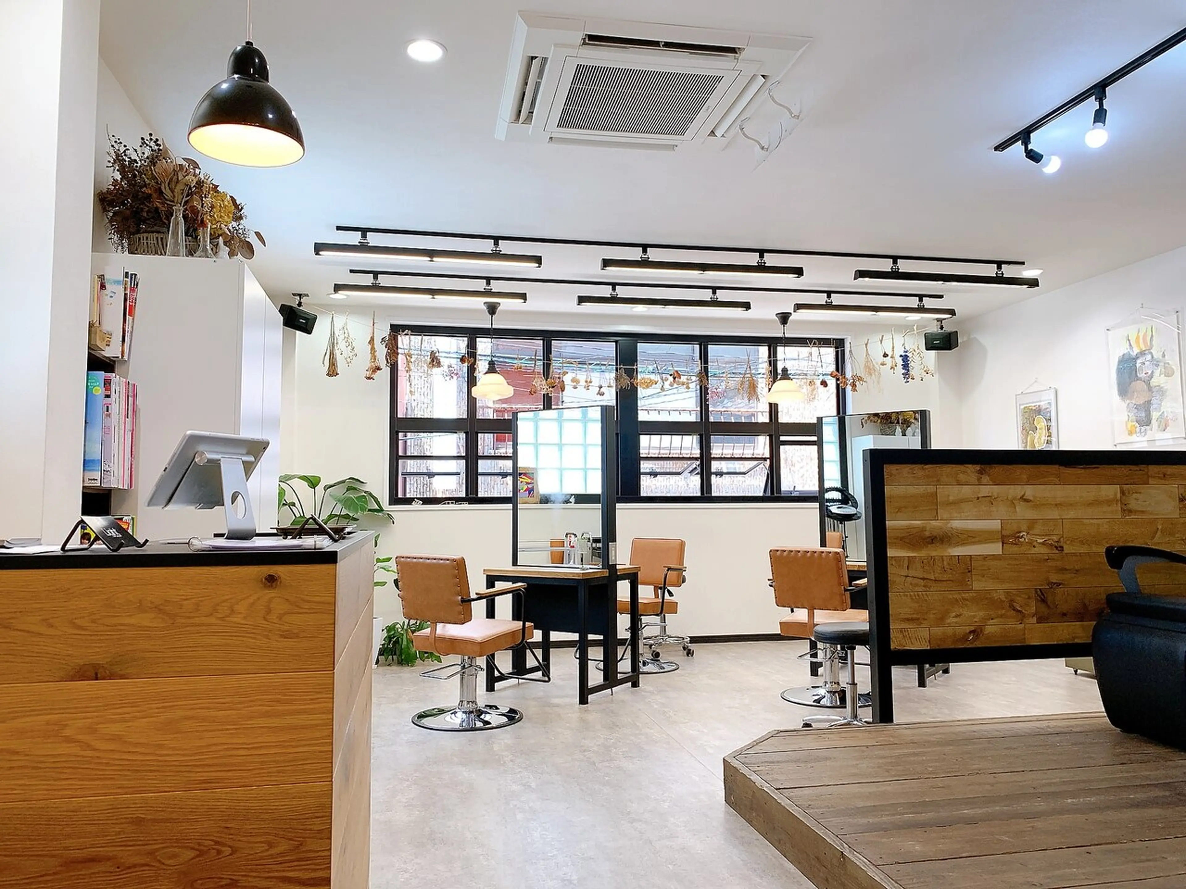 hair salon lightの内観・外観1