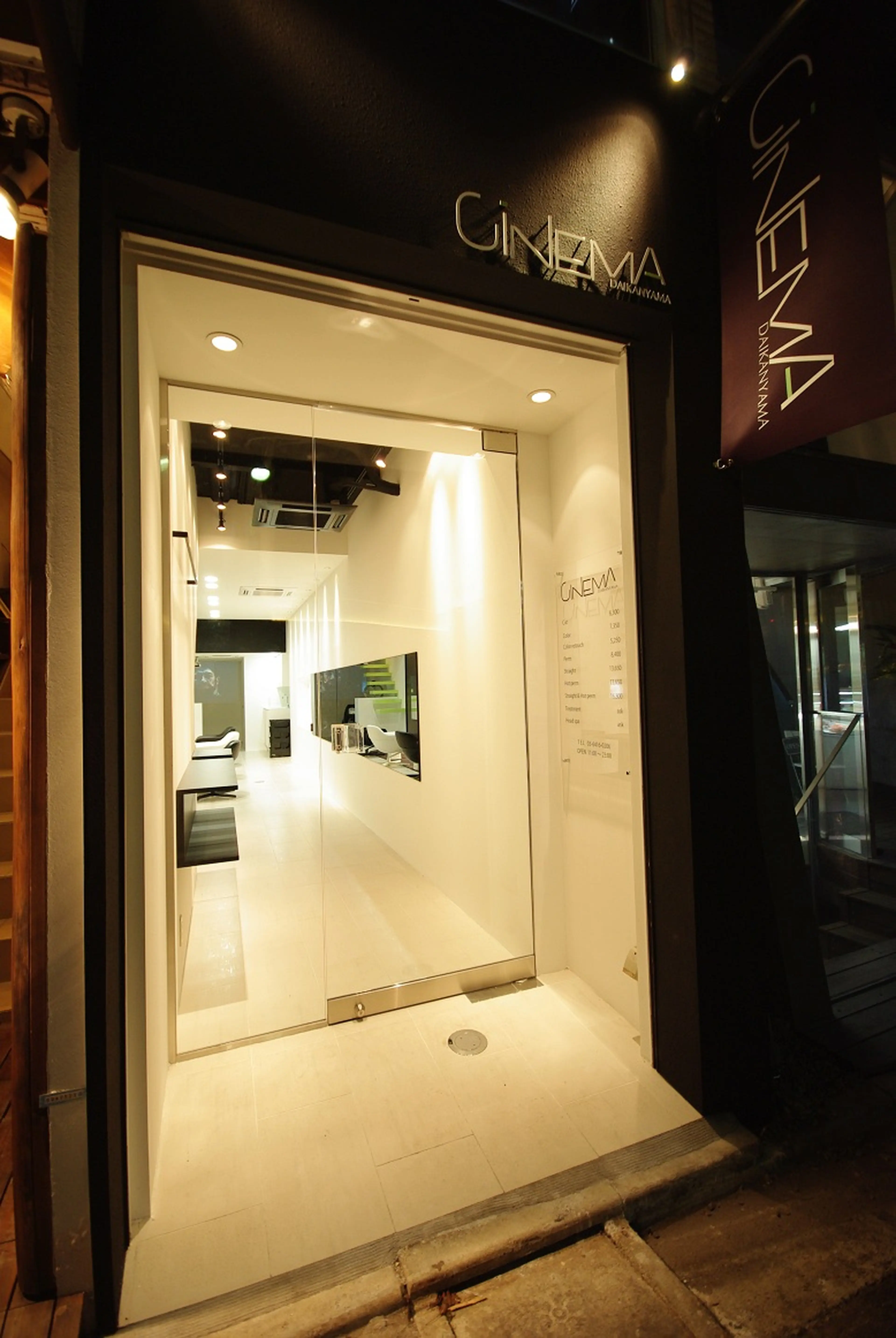 CiNEMA daikanyamaの内観・外観1