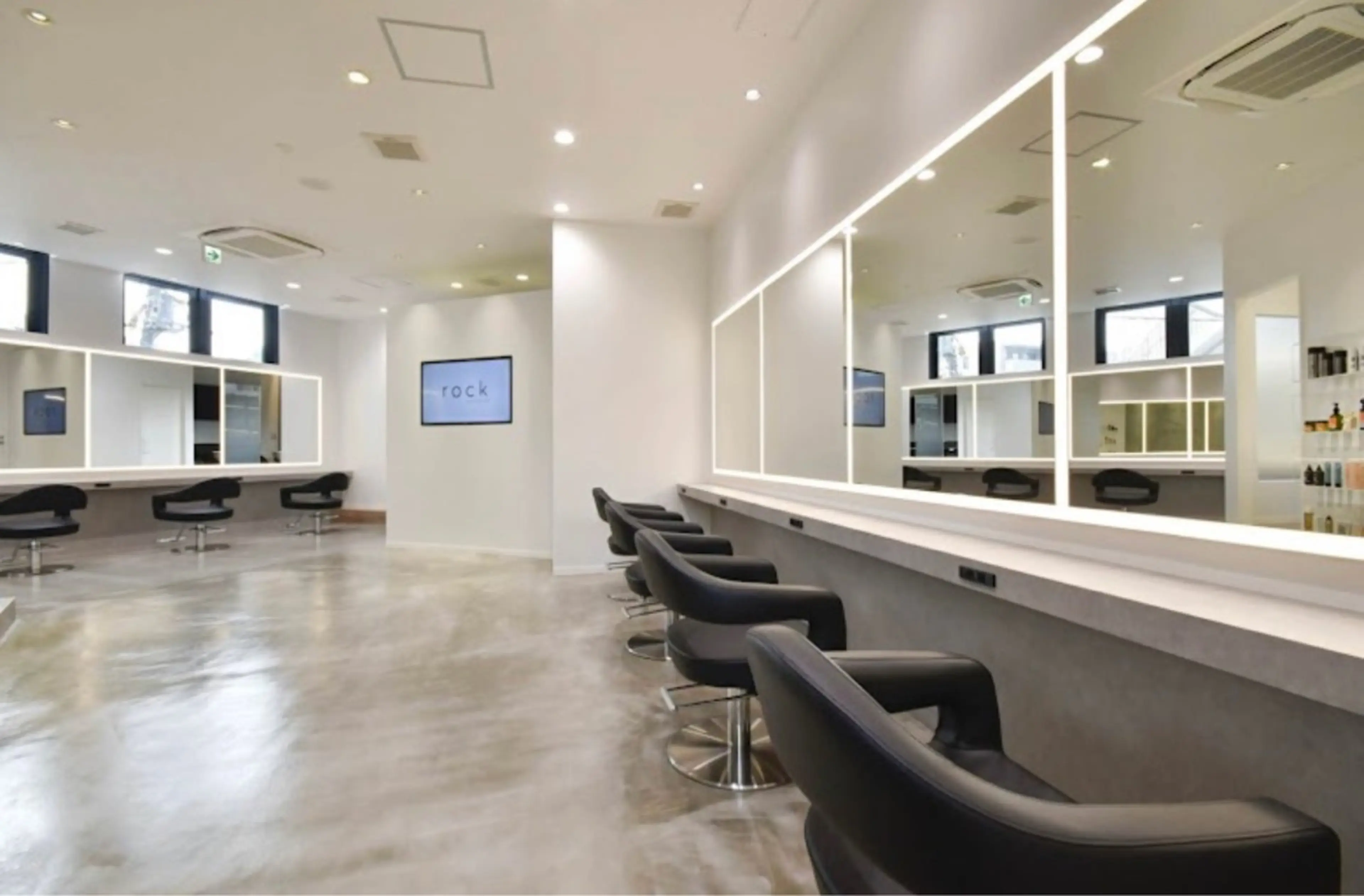 rock HAIR DESIGNの内観・外観2