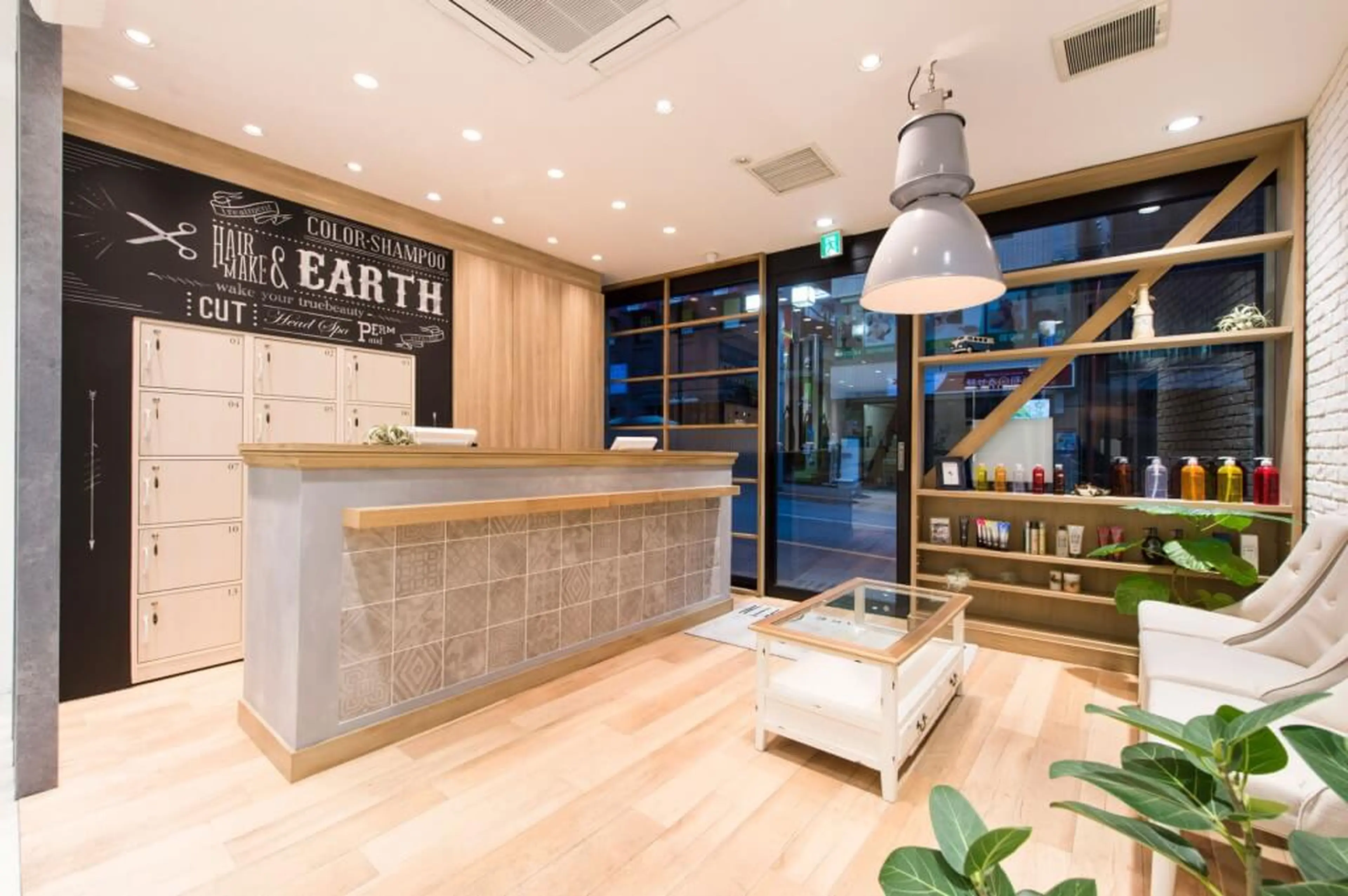 hair make earth 三軒茶屋店の内観・外観2