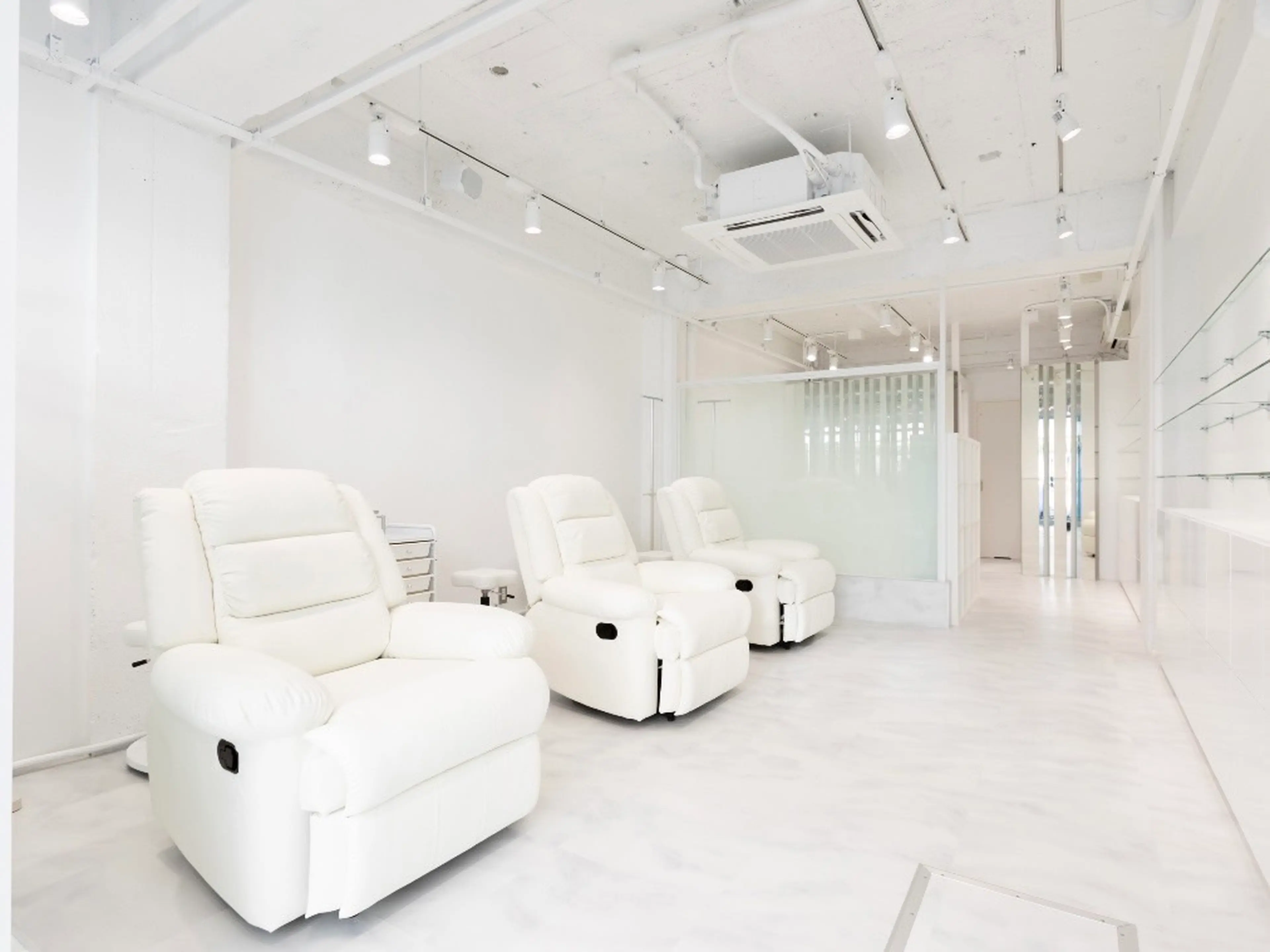 VINGT Eye Lashの内観・外観2