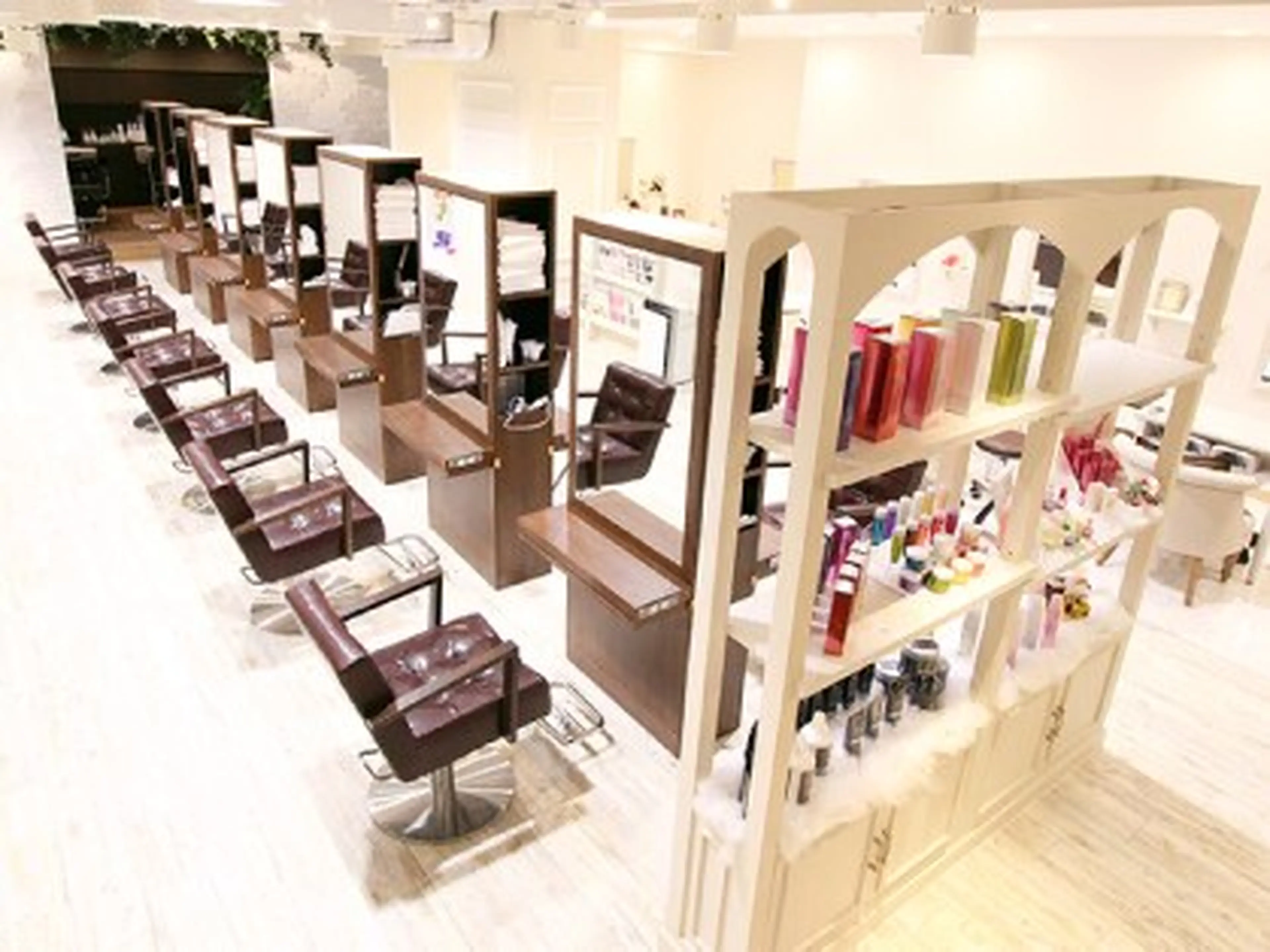 Lee　Luce　布施の内観・外観1