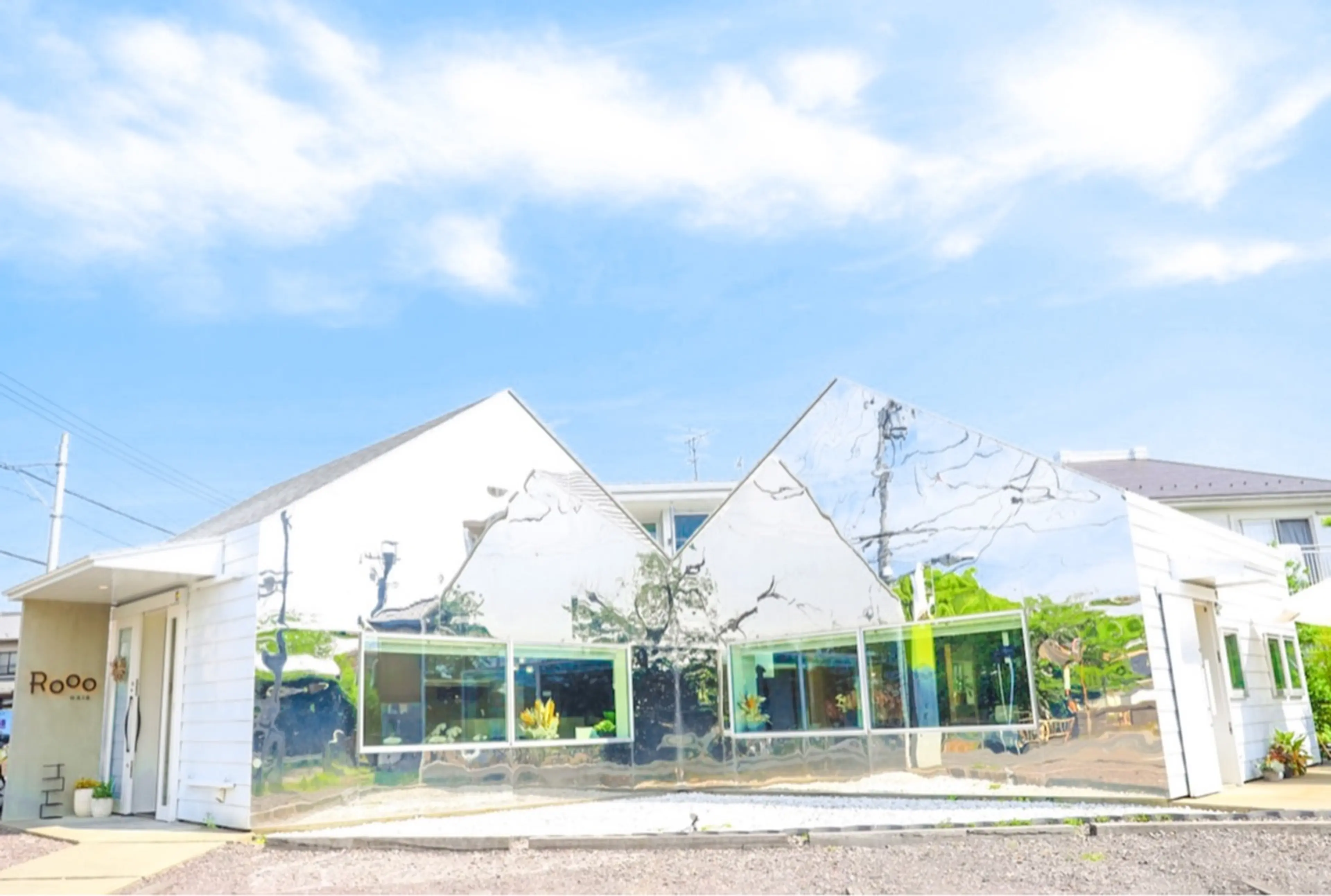 RoooHAIRの内観・外観1