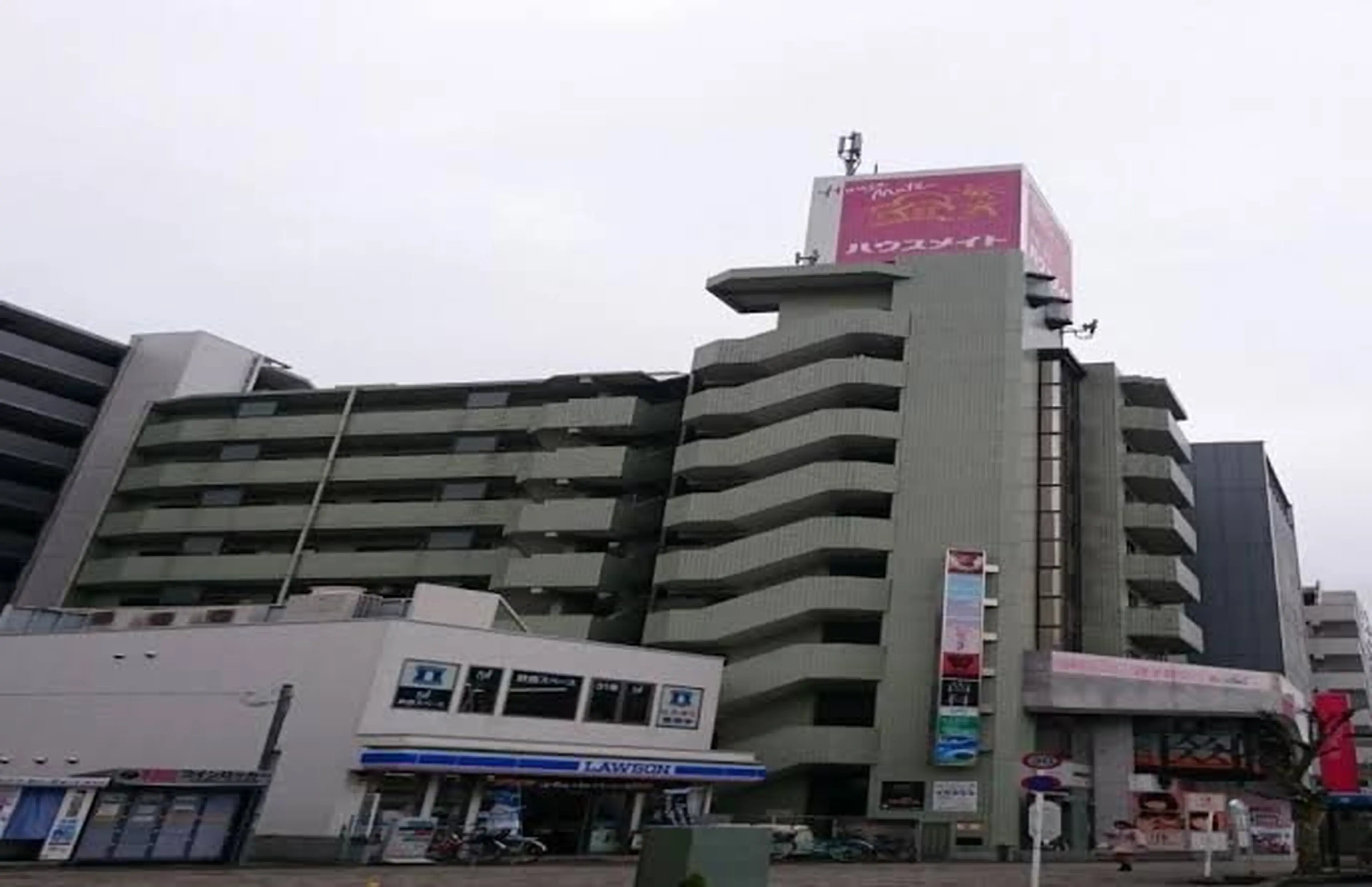 Emieuxの内観・外観1