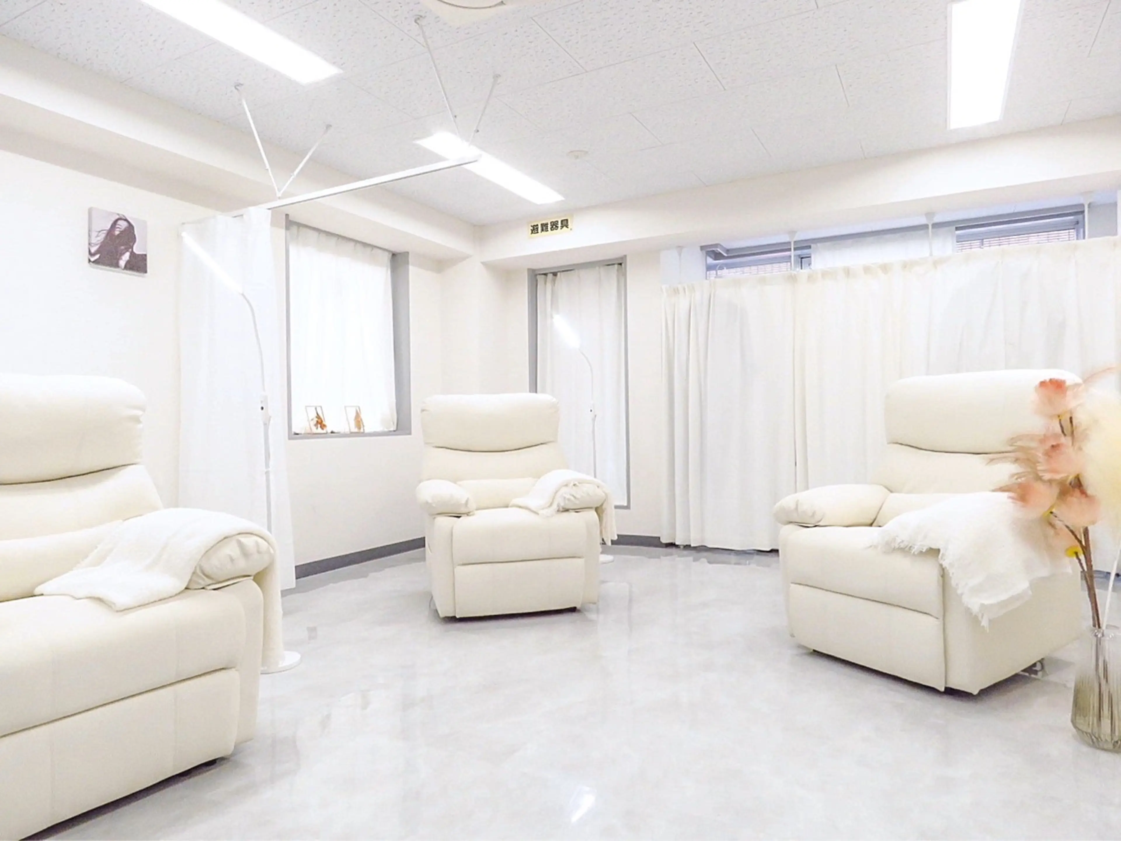 【眉毛専門店】Eyebrowsalon Miraの内観・外観2