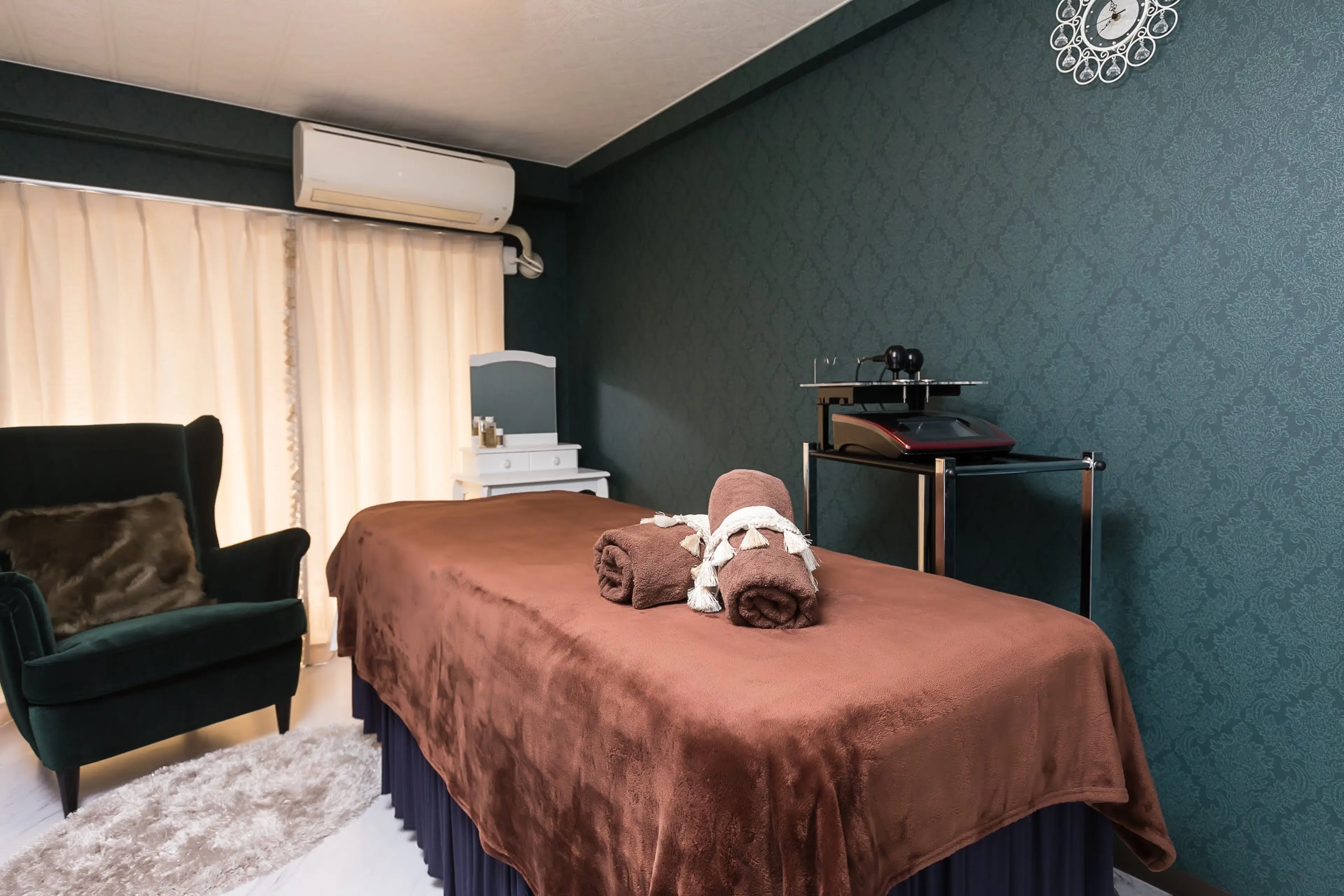 PARAAMORの内観・外観1